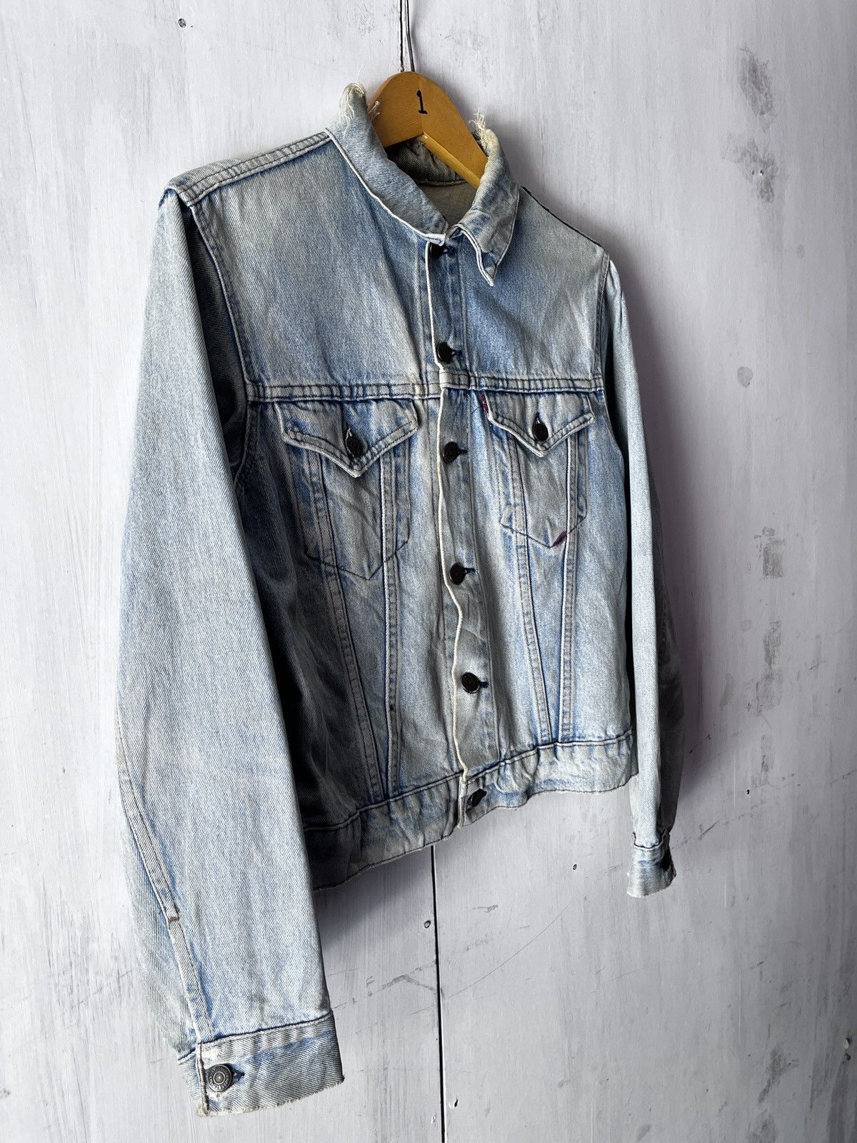 Levi's 1980s Levis Distressed denim jacket Size US S / EU 44-46 / 1 - 2 Thumbnail