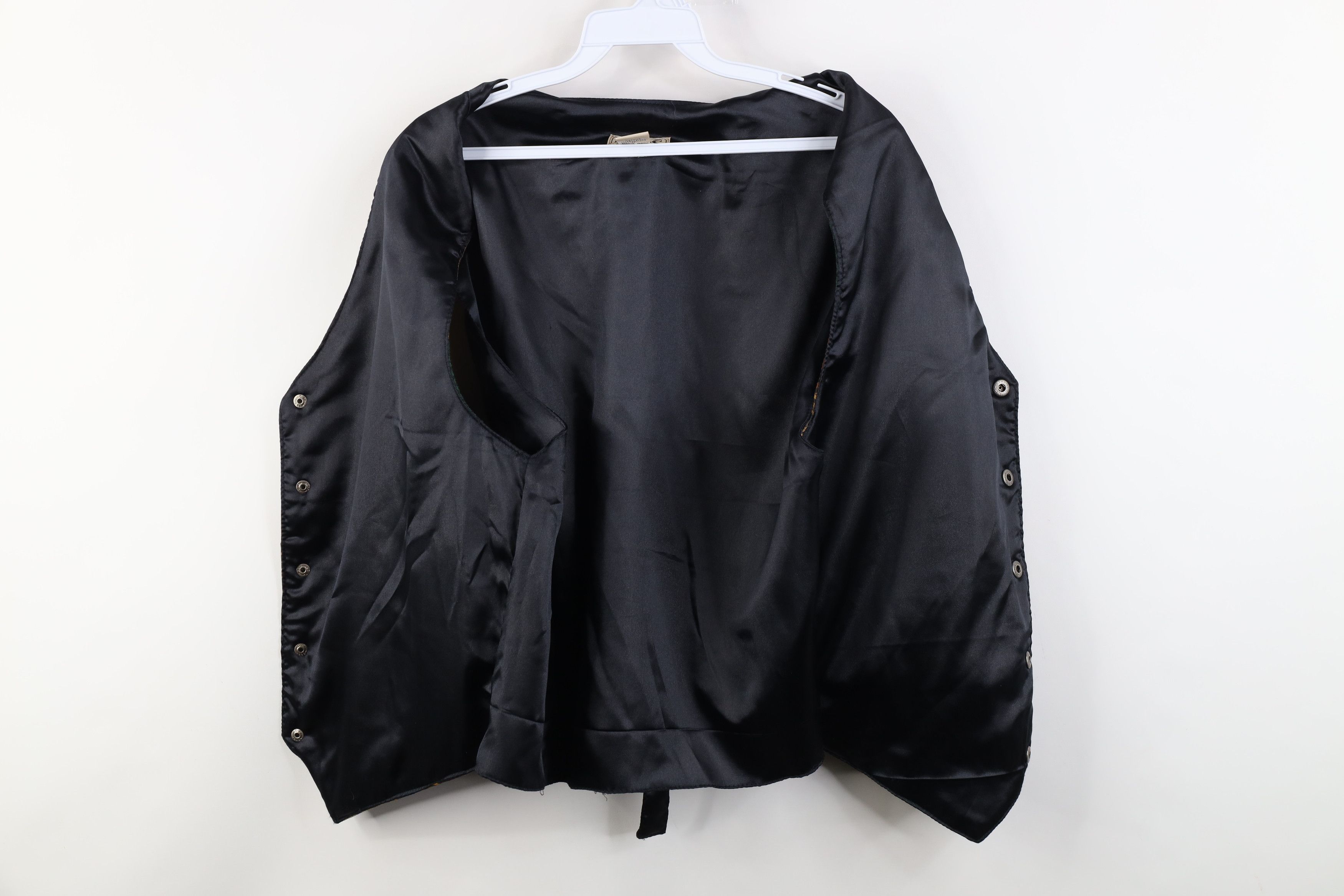 Vintage Vintage 90s Streetwear Geometric Buckle Back Vest Jacket Size US M / EU 48-50 / 2 - 9 Thumbnail