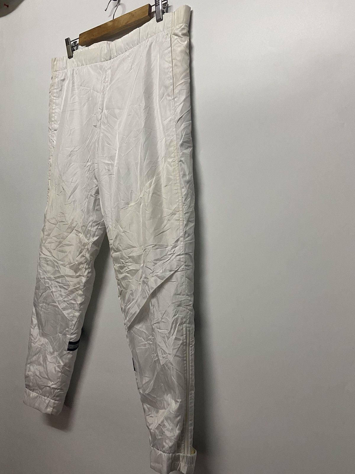Speedo × Vintage Vintage Speedo Nylon Zip Ankle Wind Breaker Track Pants Size US 34 / EU 50 - 4 Thumbnail