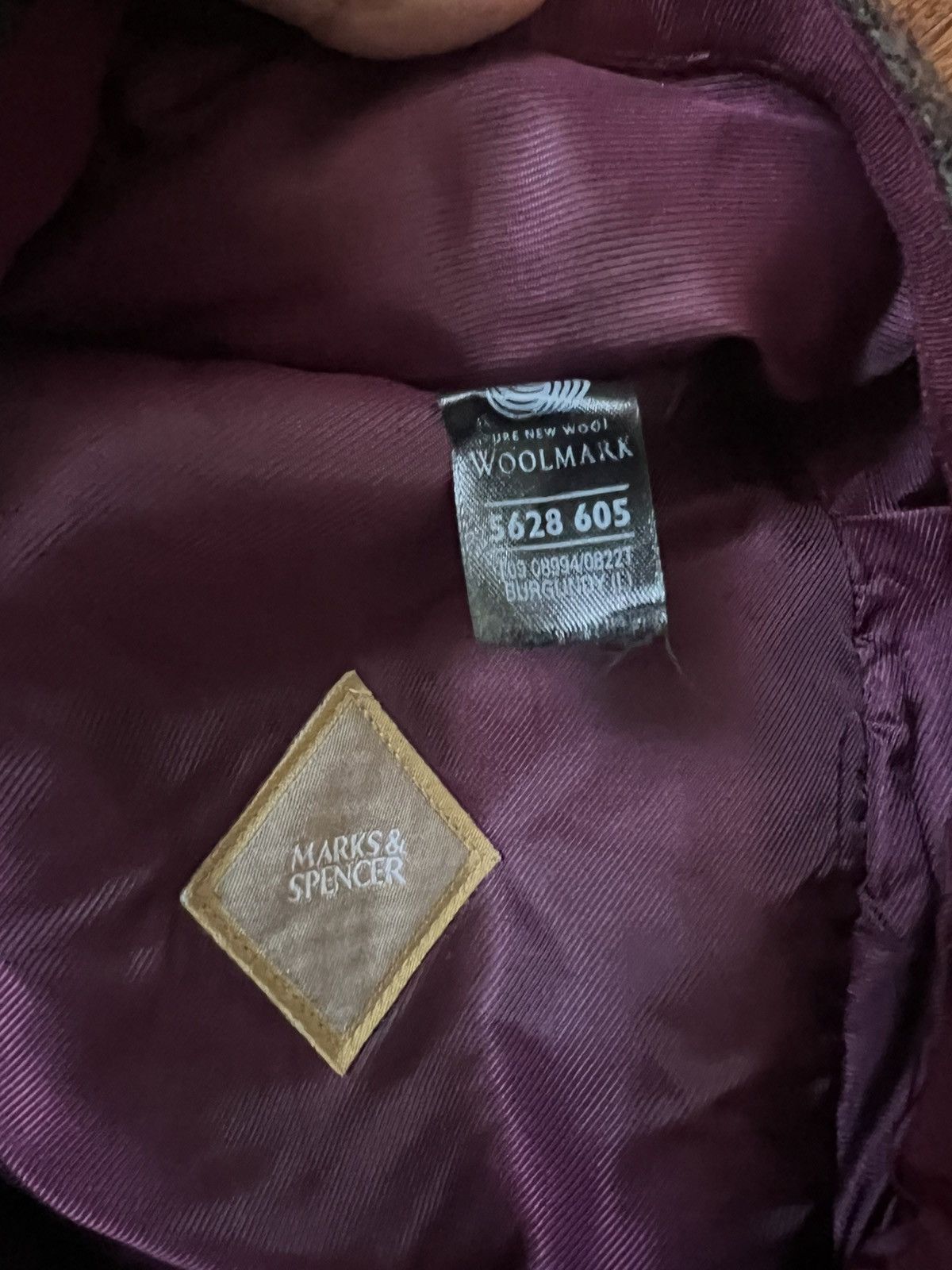 Other M&S Flat Cap Size Tartan Burgundy Pure New Wool - Made in UK Size 40 - 6 Thumbnail