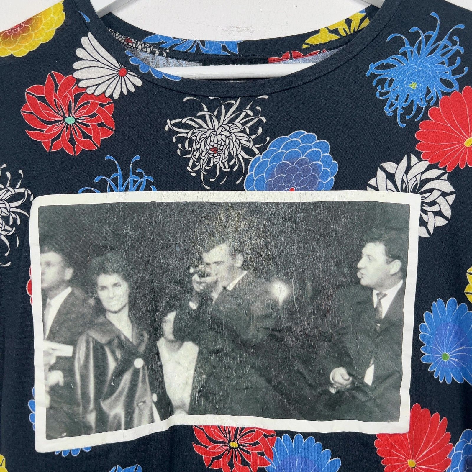 Raf Simons Raf Simons All-Over Flower Print Graphic T-Shirt Size US M / EU 48-50 / 2 - 2 Thumbnail
