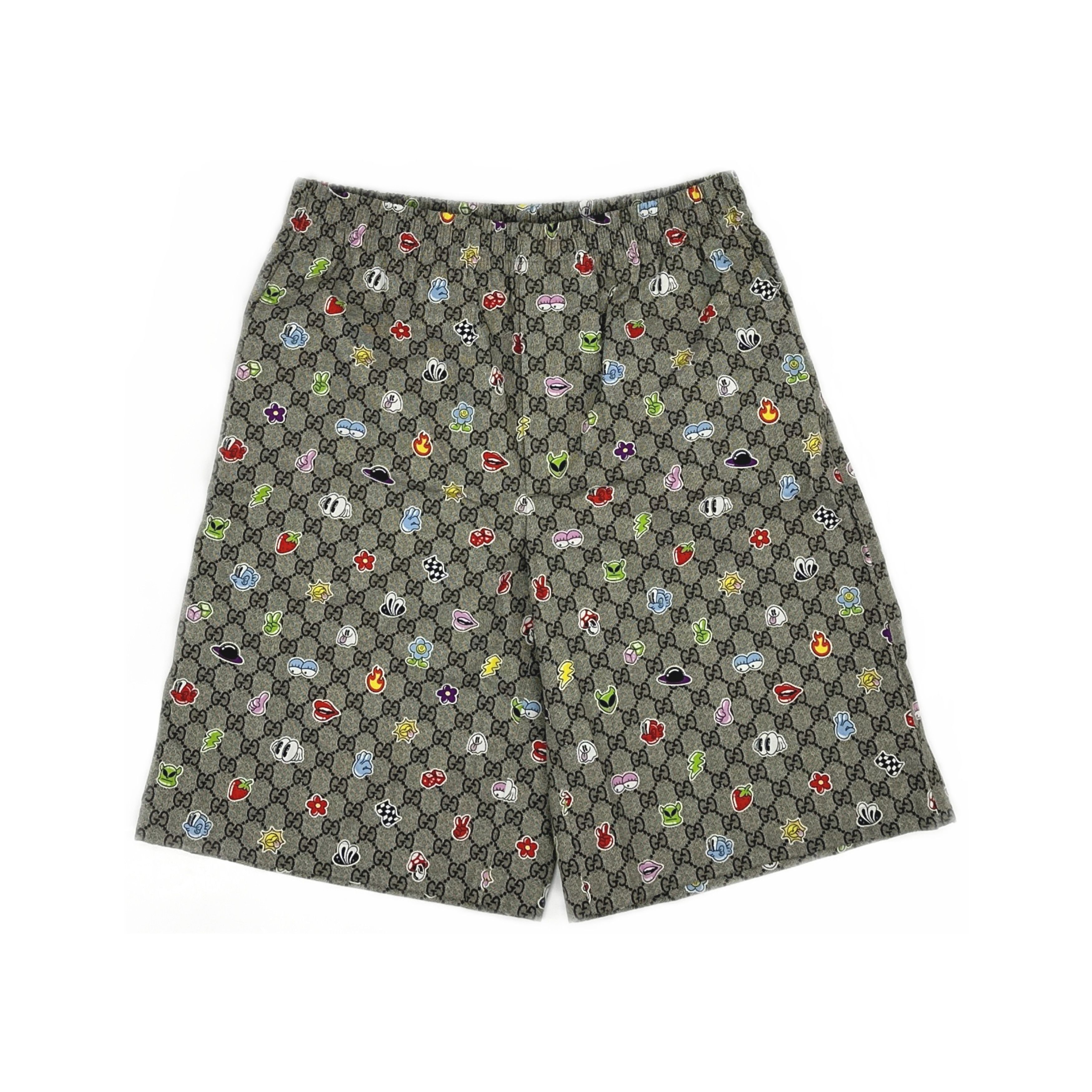 Gucci Gucci Logo Sticker Print Shorts Size 28 Size US 28 / EU 44 - 1 Thumbnail