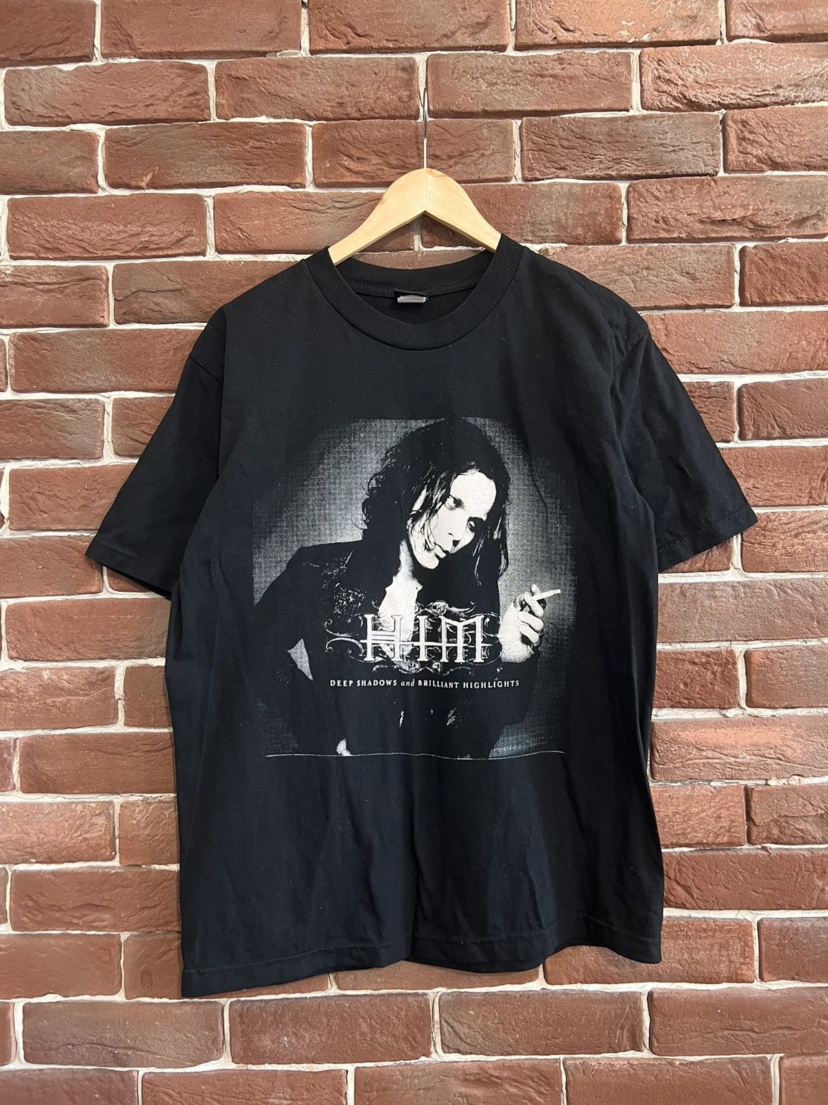 Band Tees Rare Vintage 00s HIM Rock Pop Band Tshirt Y2K Large Suede Size US M / EU 48-50 / 2 - 1 Thumbnail