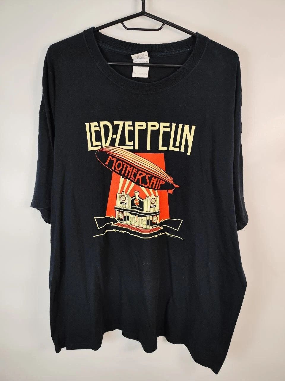 Gildan Led Zeppelin 2007 T-Shirt XL GILDAN Vintage Rock Rare XL Size US XL / EU 56 / 4 - 1 Thumbnail