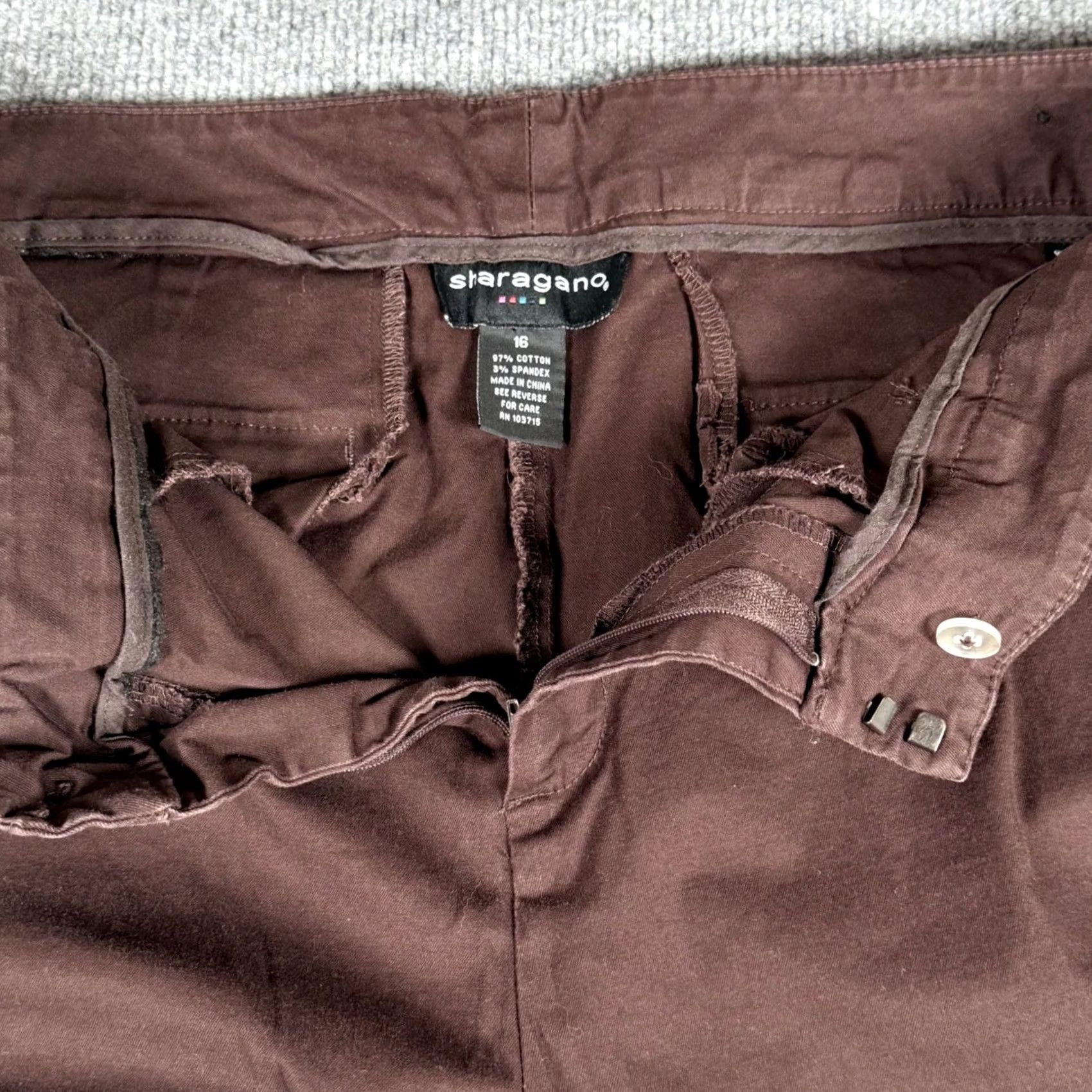 Vintage Sharagano Brown Chino Pants Women 16 Regular Bootcut Twill Cotton Blend Stretch Pockets Workwear Casual Business Trousers Size 38" / US 16 / IT 52 - 4 Thumbnail