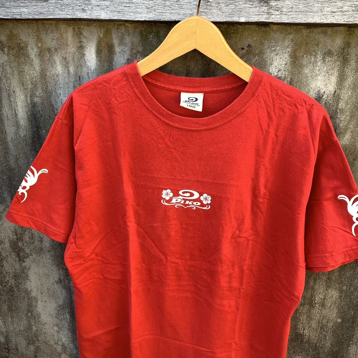 If Six Was Nine ❤️‍🔥VINTAGE Y2K PIKO SURF TSHIRT❤️‍🔥 Size US L / EU 52-54 / 3 - 3 Thumbnail