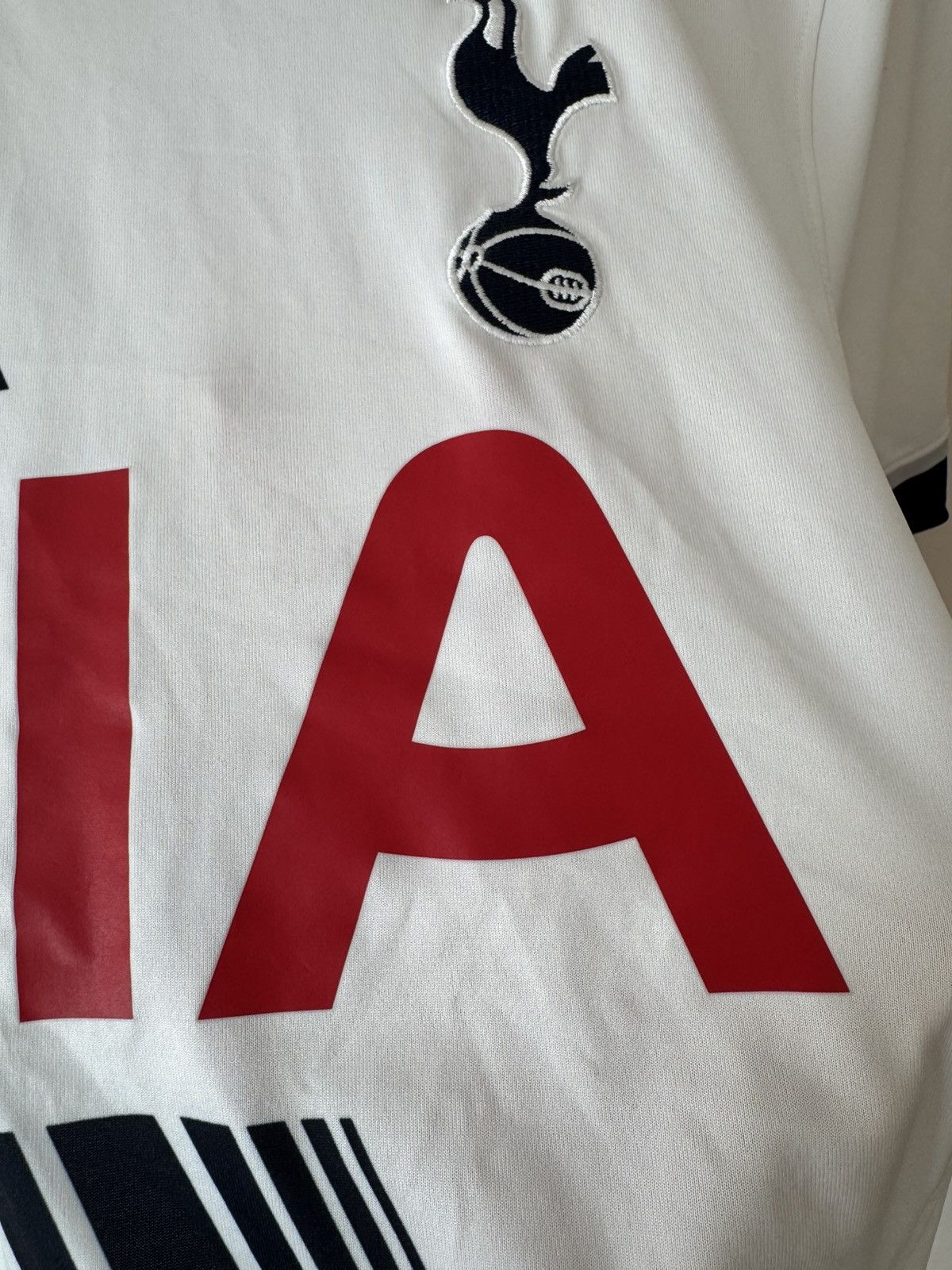Under Armour Tottenham Hotspur 2015-2016 Home Soccer Jersey Football Kit Size US M / EU 48-50 / 2 - 10 Thumbnail
