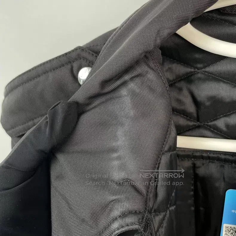 Louis Vuitton Louis Vuitton Quilted jacket Size M / US 6-8 / IT 42-44 - 4 Thumbnail