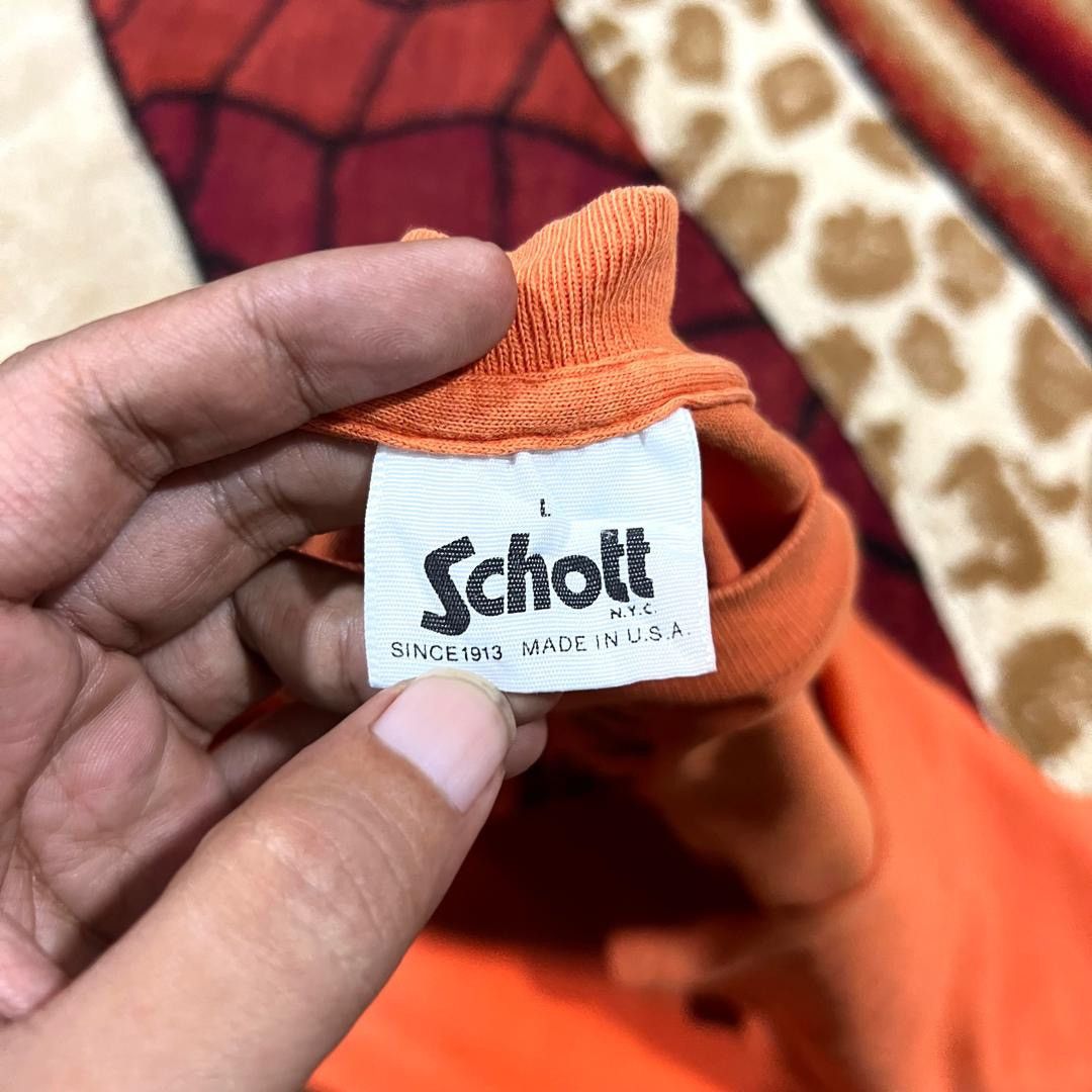 Schott Thrashed Faded Vintage 90s Schott Rare T Shirt Size US L / EU 52-54 / 3 - 6 Thumbnail