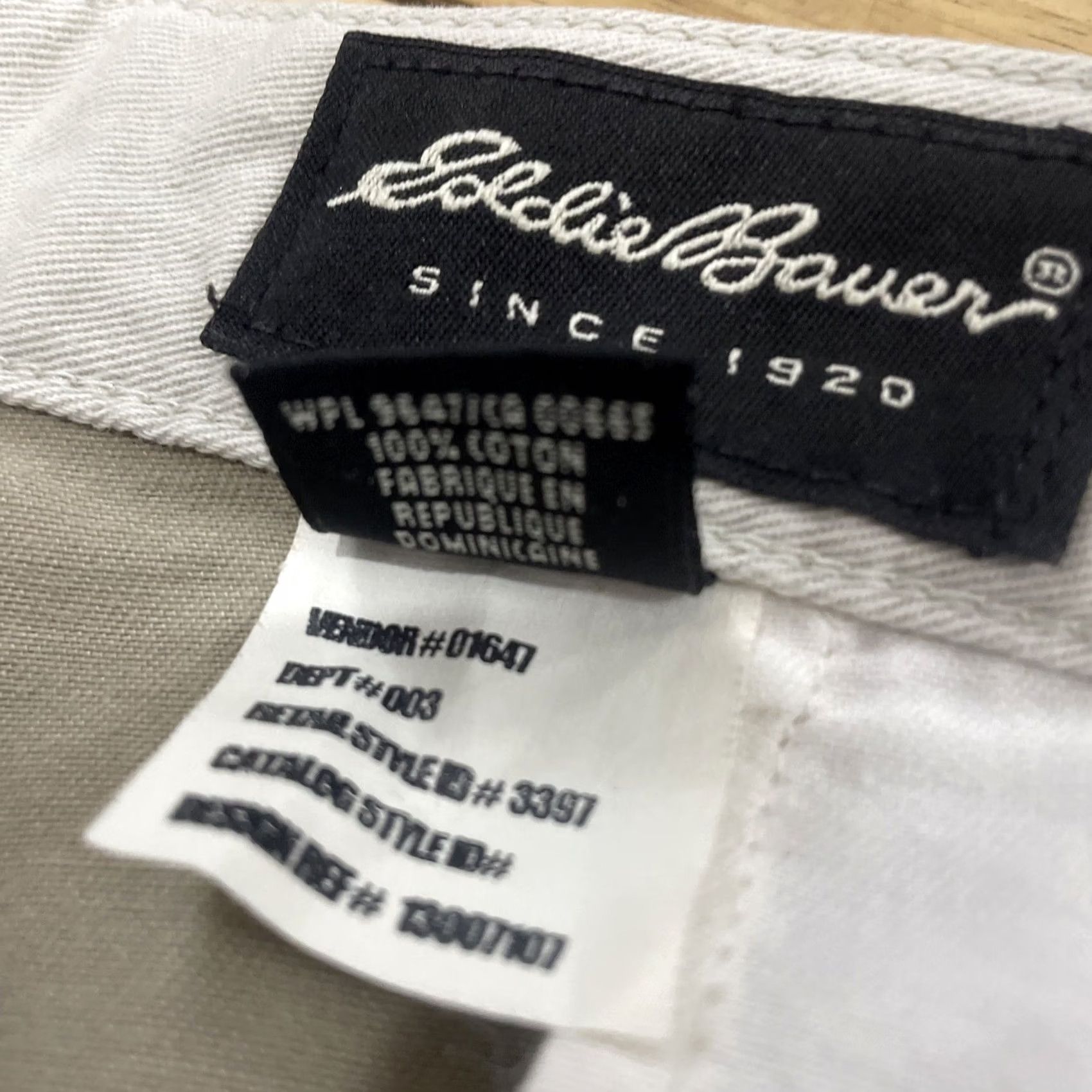 Eddie Bauer VINTAGE Eddie Bauer Pleated Pants Men 36x30 Khaki Relaxed 90s y2k Streetwear Size US 36 / EU 52 - 7 Thumbnail