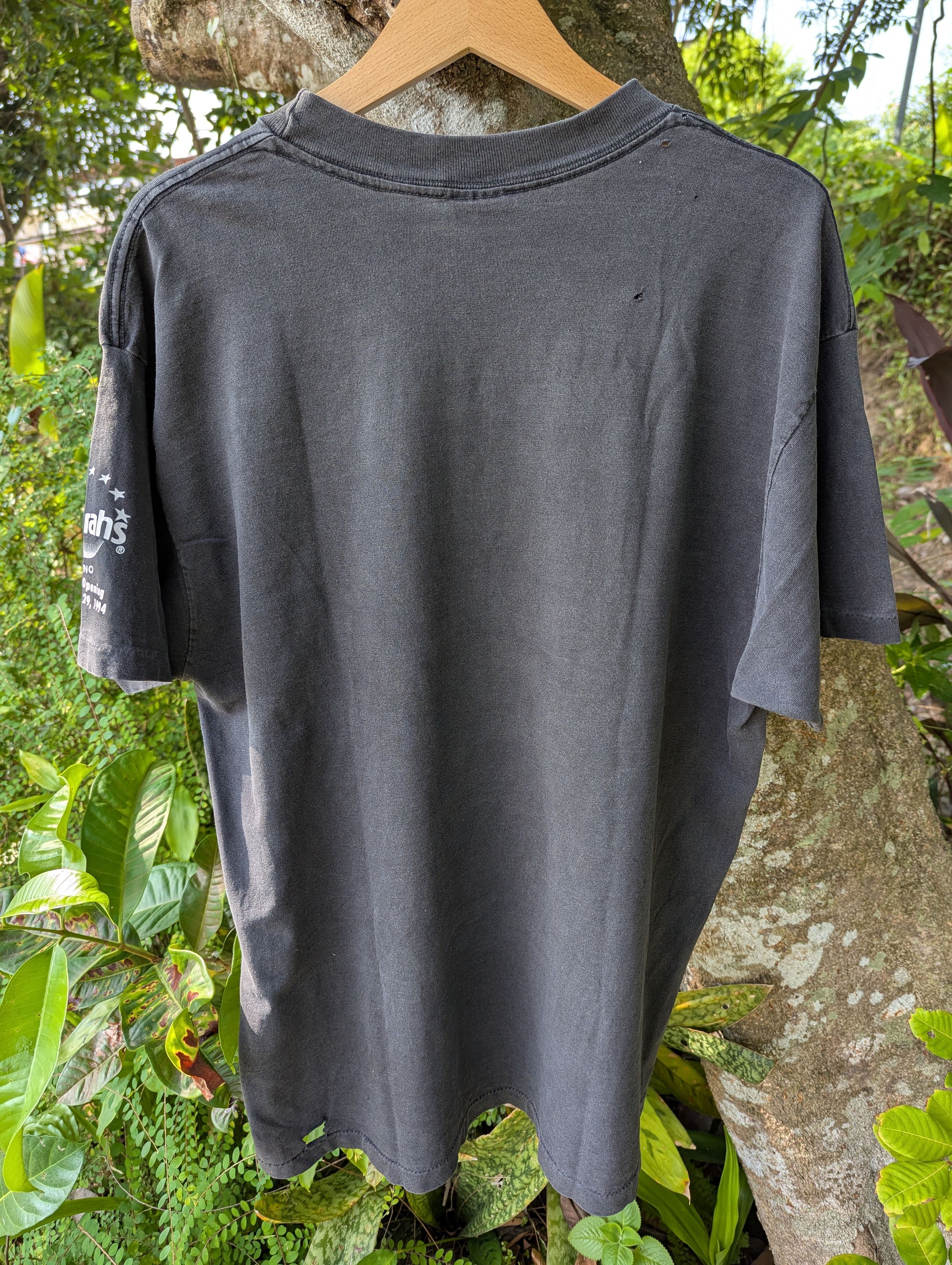 Planet Hollywood 🔥FREE SHIPPING🔥Thrashed Planet Hollywood Sunfaded Tshirt USA Size US L / EU 52-54 / 3 - 7 Thumbnail