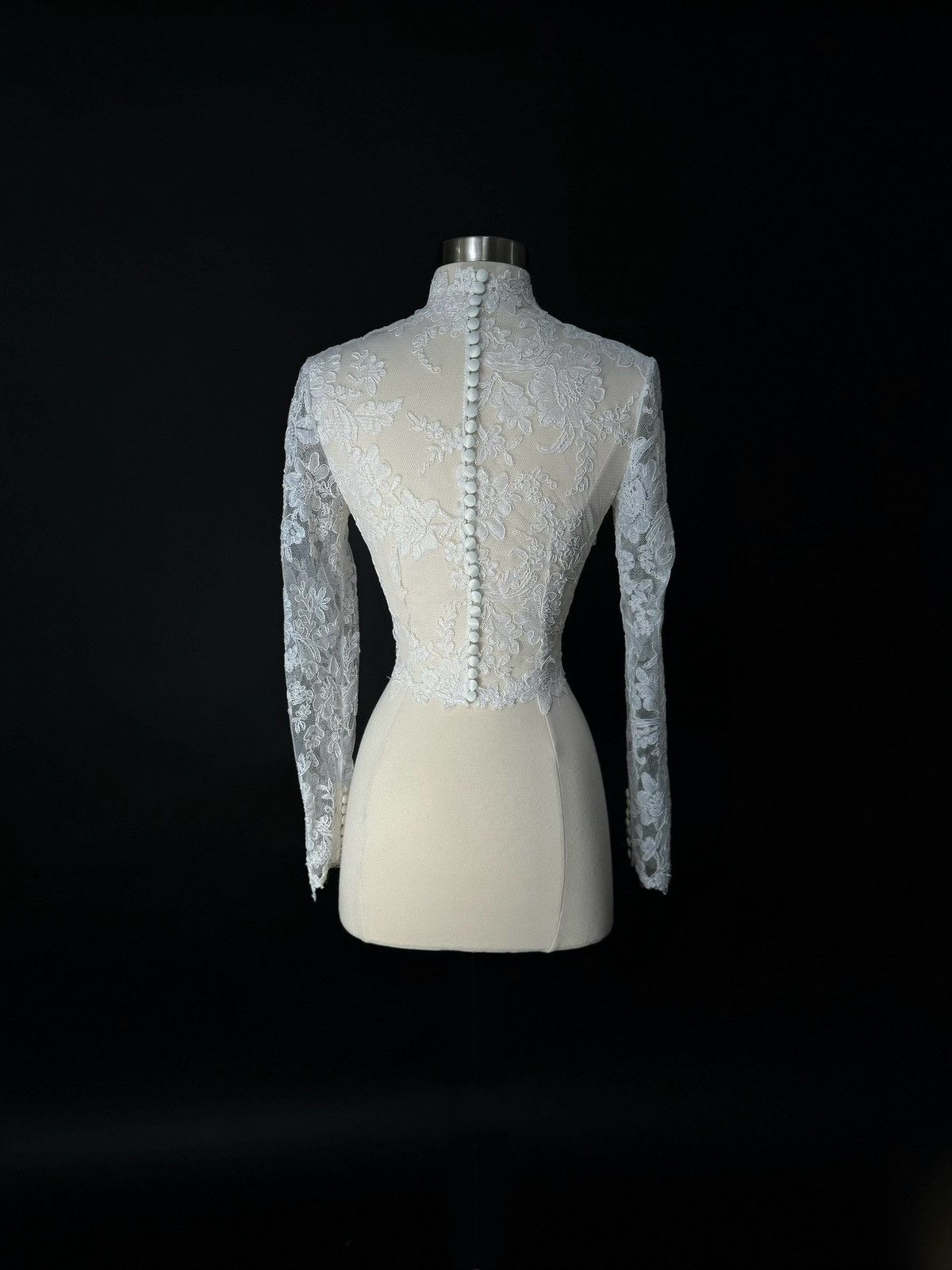 Other Preloved US 4 French Corded Lace Anna Augusta Bridal Cape Size S / US 4 / IT 40 - 7 Thumbnail