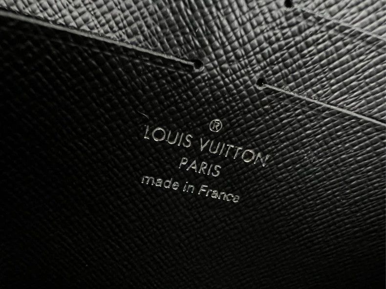 Louis Vuitton Louis Vuitton Map Limited Clutch bag Size ONE SIZE - 6 Thumbnail