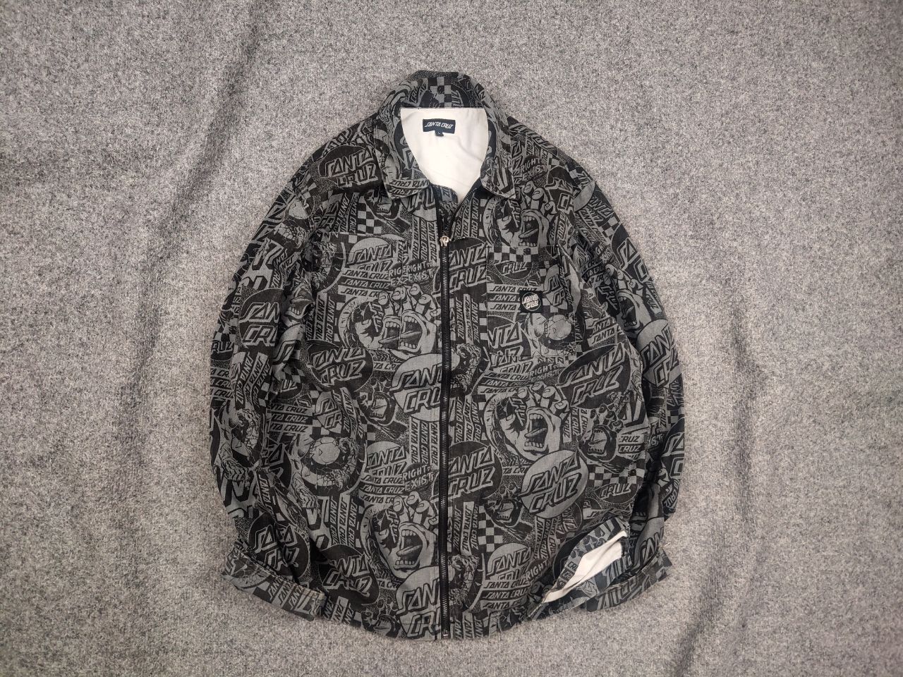 Santa Cruz Skateboards Santa Cruz El Jefe All-Over Pattern Long Sleeve Zip Jacket Size US L / EU 52-54 / 3 - 1 Thumbnail