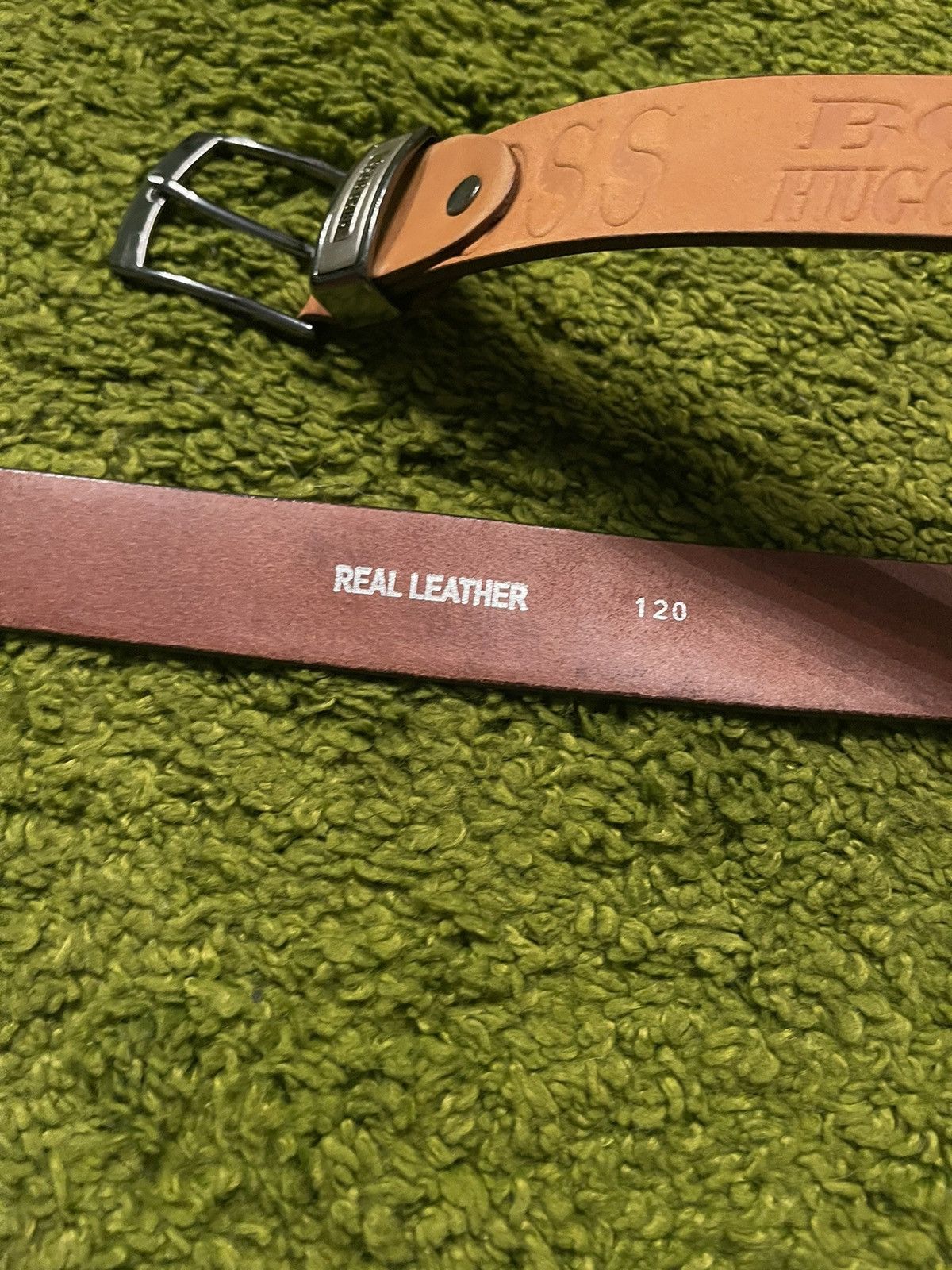 Cowboy Equipment × Hugo Boss × Vintage Hugo Boss 2000s vintage real leather all around logo belt Size 32 - 4 Thumbnail