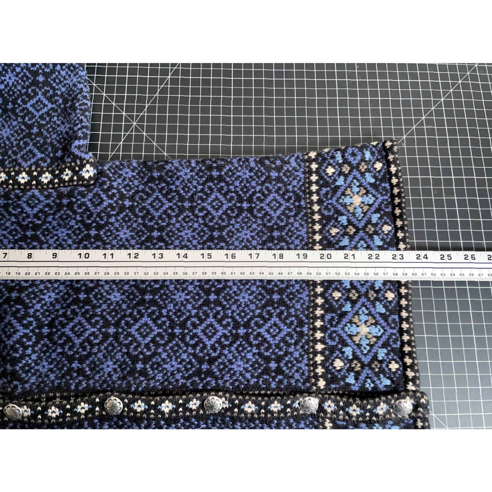 Vintage VINTAGE Nomadic Traders Women's Sweater Cardigan Size Medium Blue Geometric Pattern Casual Retro Knit Fall Winter Size M / US 6-8 / IT 42-44 - 6 Thumbnail
