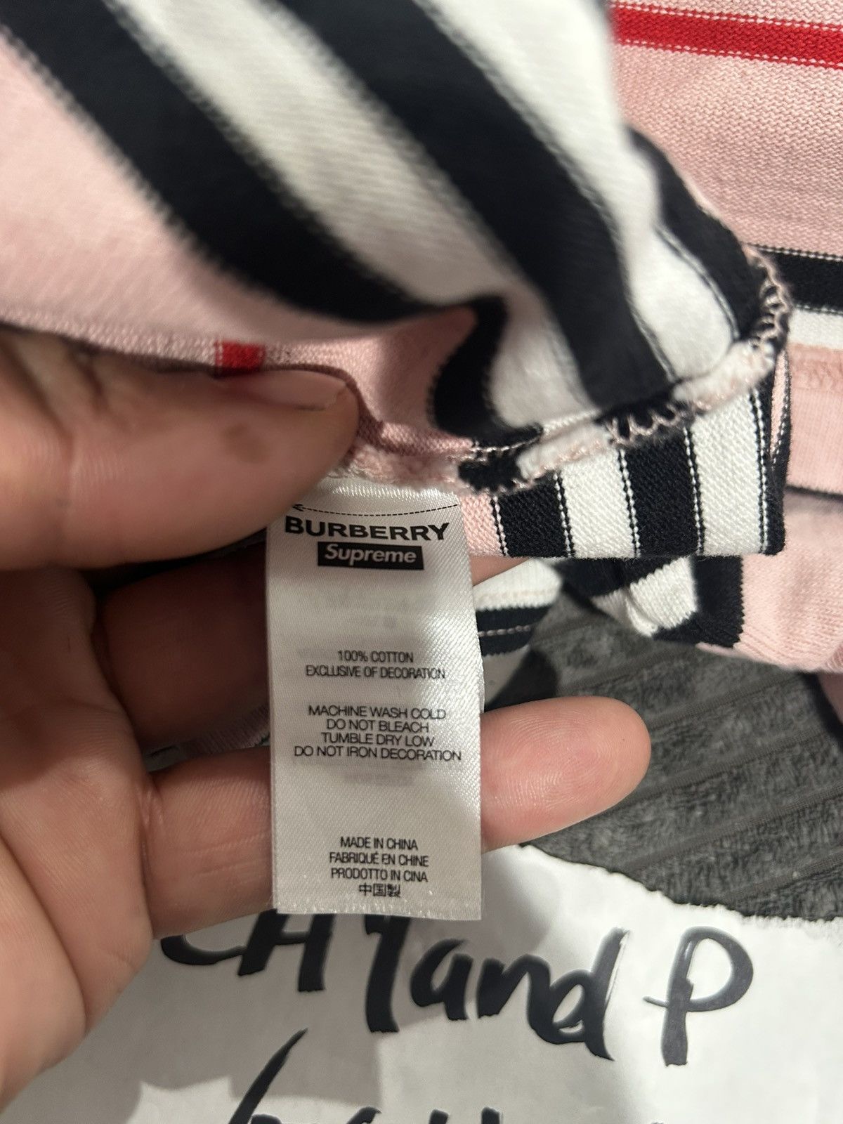 Burberry × Supreme Supreme Burberry pink rugby Size US XXL / EU 58 / 5 - 9 Thumbnail