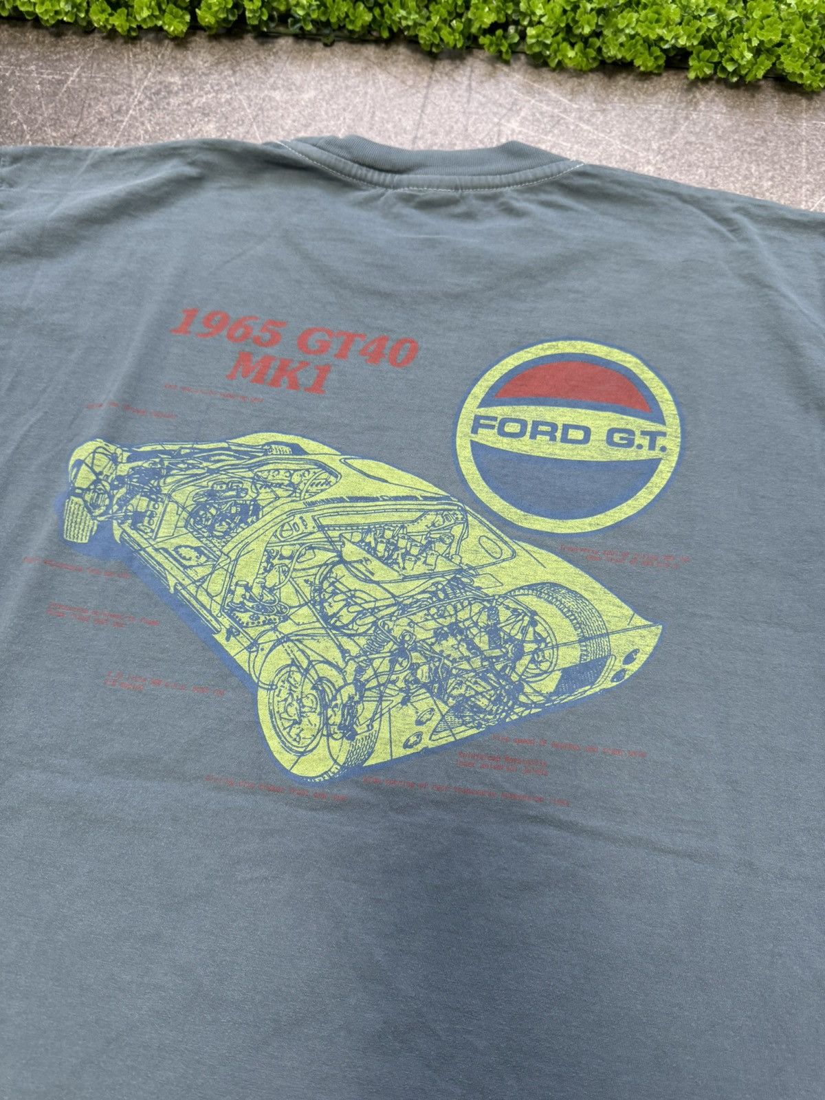Ford × Mustang × Vintage Vintage Ford GT40 tee racing tshirty2k Size US XXL / EU 58 / 5 - 14 Thumbnail