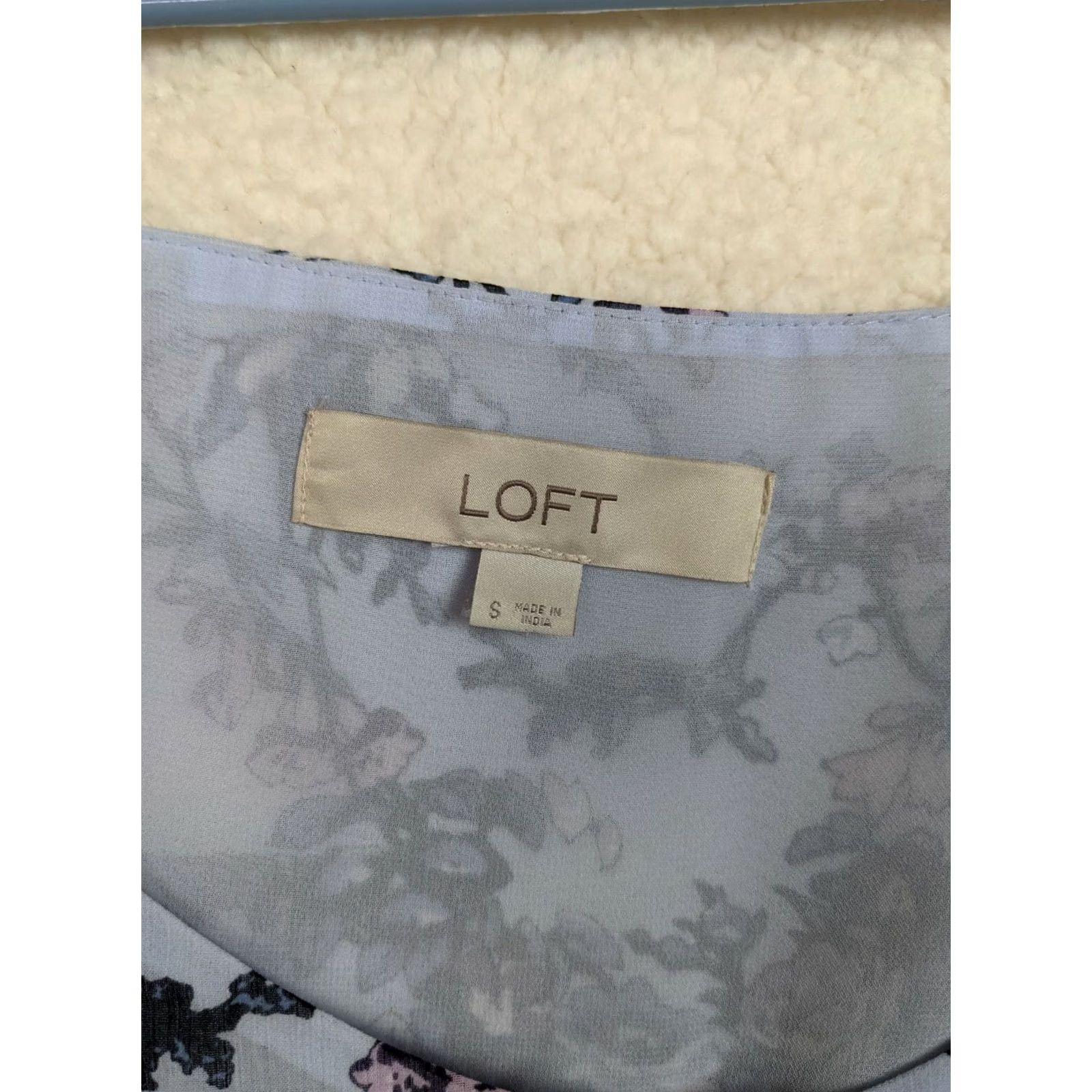 Ann Taylor Ann Taylor LOFT Blouse Shirt Floral Multicolor Long Sleeve Cold Shoulder Size S Womens Regular Fit Season All Seasons 3/4 Sleeve Dressy Casual Size S / US 4 / IT 40 - 3 Thumbnail