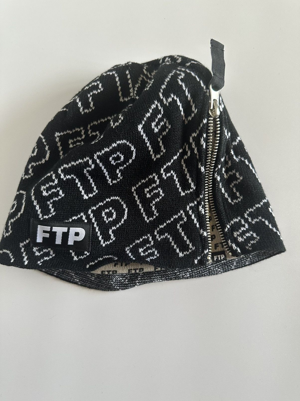 Fuck The Population Zipper Beanie Black Size ONE SIZE - 4 Thumbnail