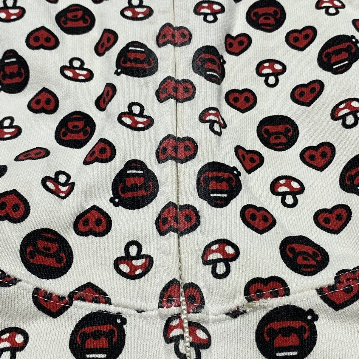 Bape Bape Baby Milo Valentine Hoodie Size US S / EU 44-46 / 1 - 7 Thumbnail