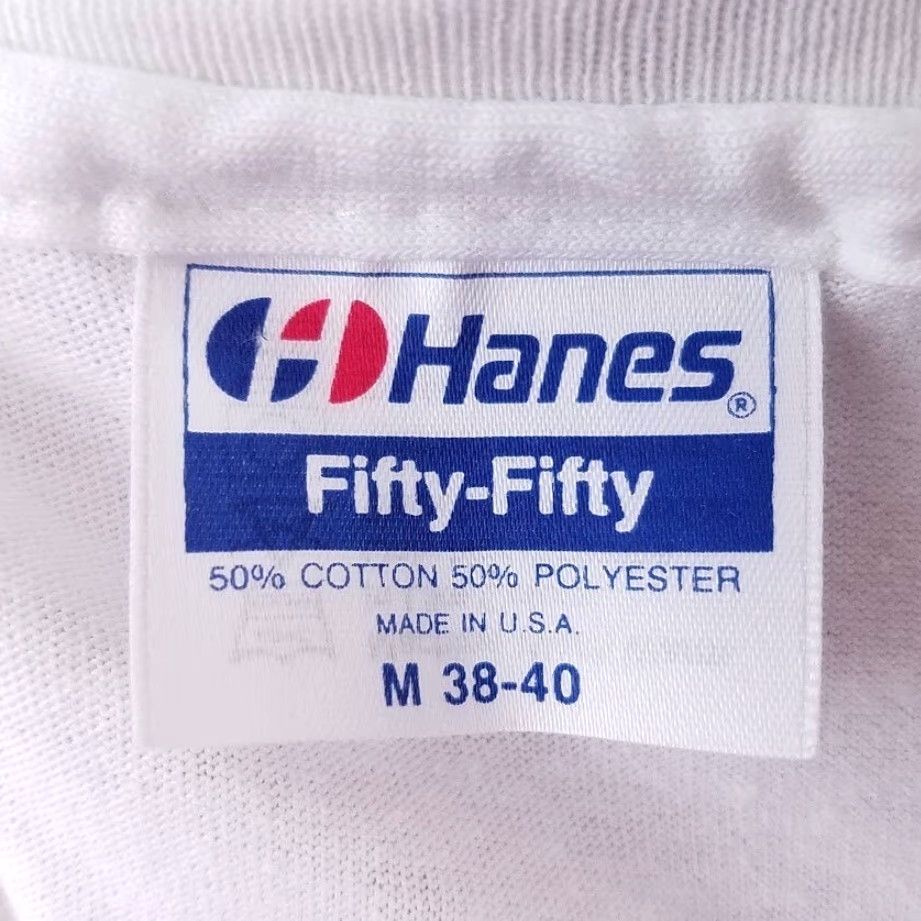Hanes VINTAGE AIDS AWARENESS T Shirt Mens Size Medium 90s Red Ribbon Made In USA Hanes Crew Neck Short Sleeve White Cotton Blend Graphic Print 80s Men Size US M / EU 48-50 / 2 - 6 Thumbnail