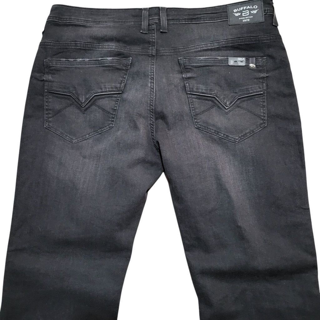 Buffalo David Bitton Buffalo David Bitton Six-x Straight Jeans Men's. Size 40/32. Size US 40 / EU 56 - 7 Thumbnail
