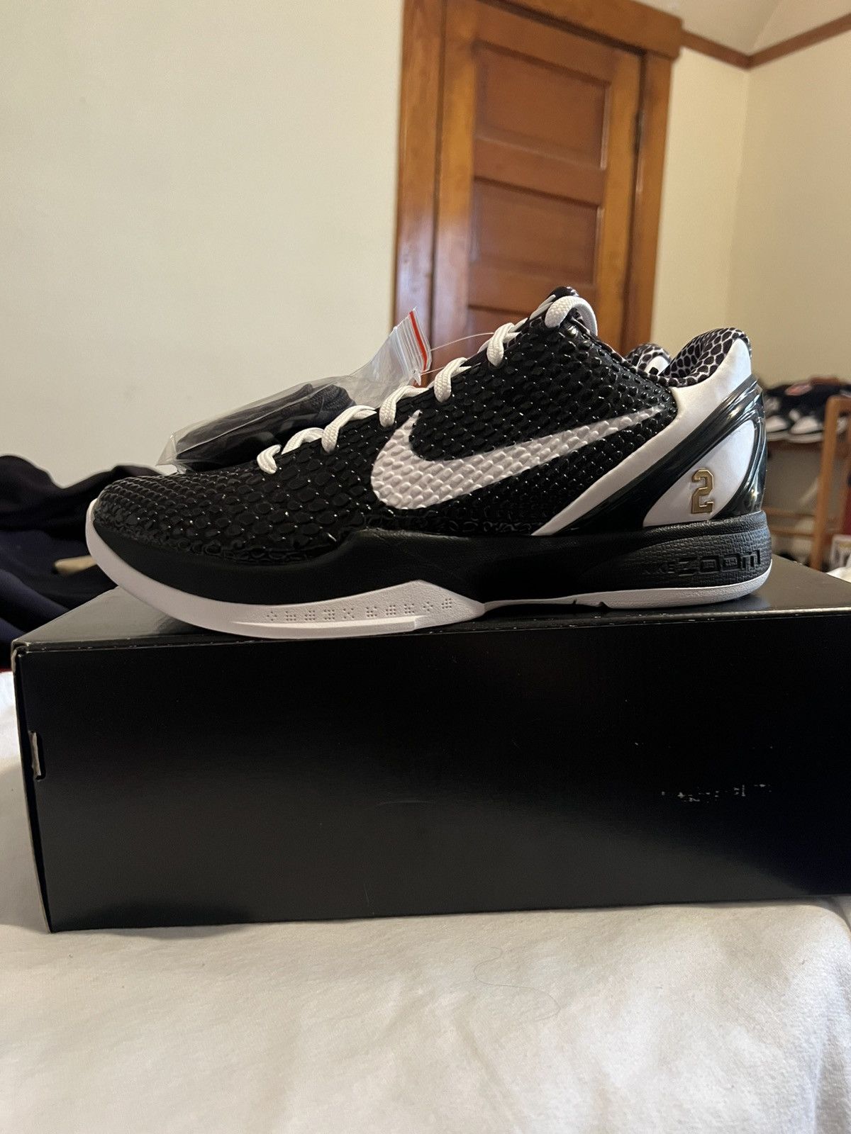 Nike Nike X Kobe “Mambacita” VI PROTRO Size US 9 / EU 42 - 1 Thumbnail