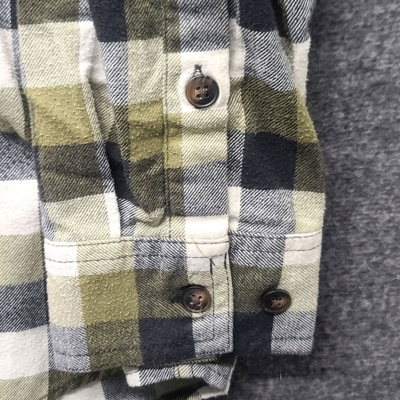 Vintage Duluth Trading 40 Grit Mens LT Tall Flannel Work Shirt Plaid Button-Up Size US L / EU 52-54 / 3 - 7 Thumbnail