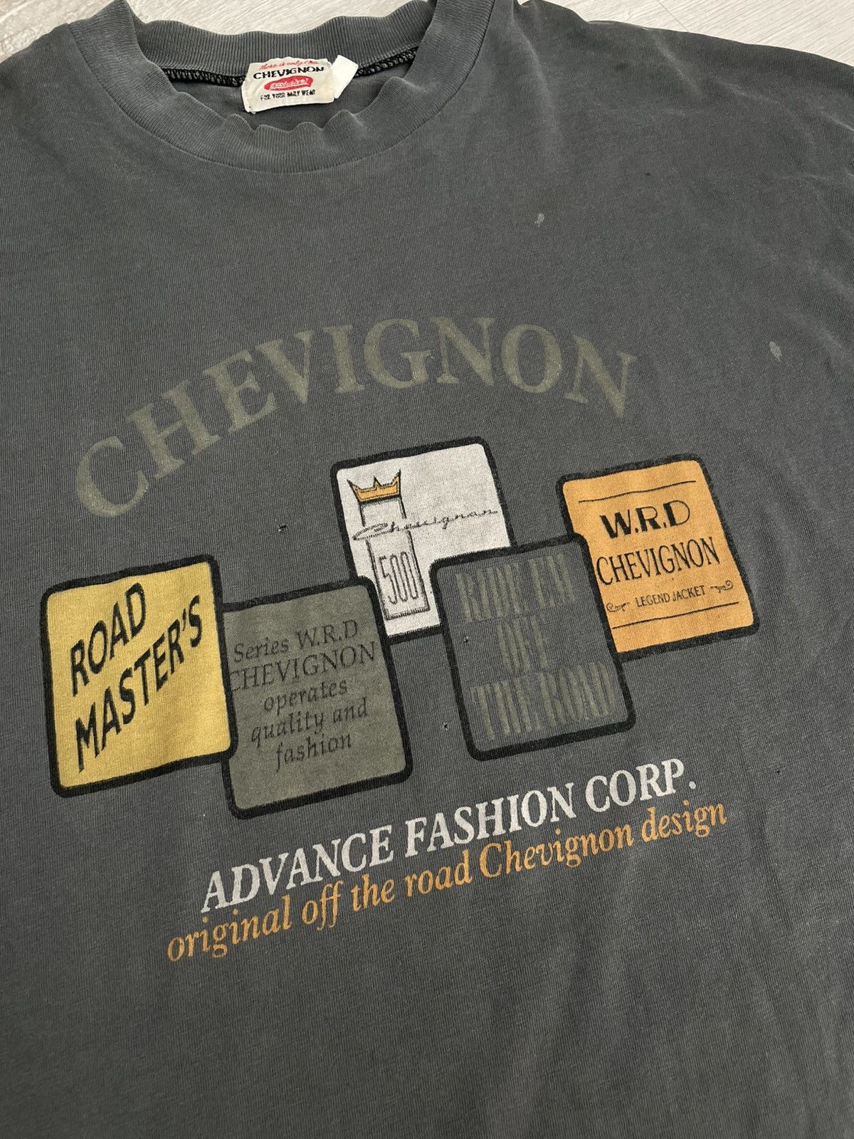 Chevignon Archive Chevignon 90s Distressed Tee Legend Jacket Y2k Singl Size US M / EU 48-50 / 2 - 4 Thumbnail