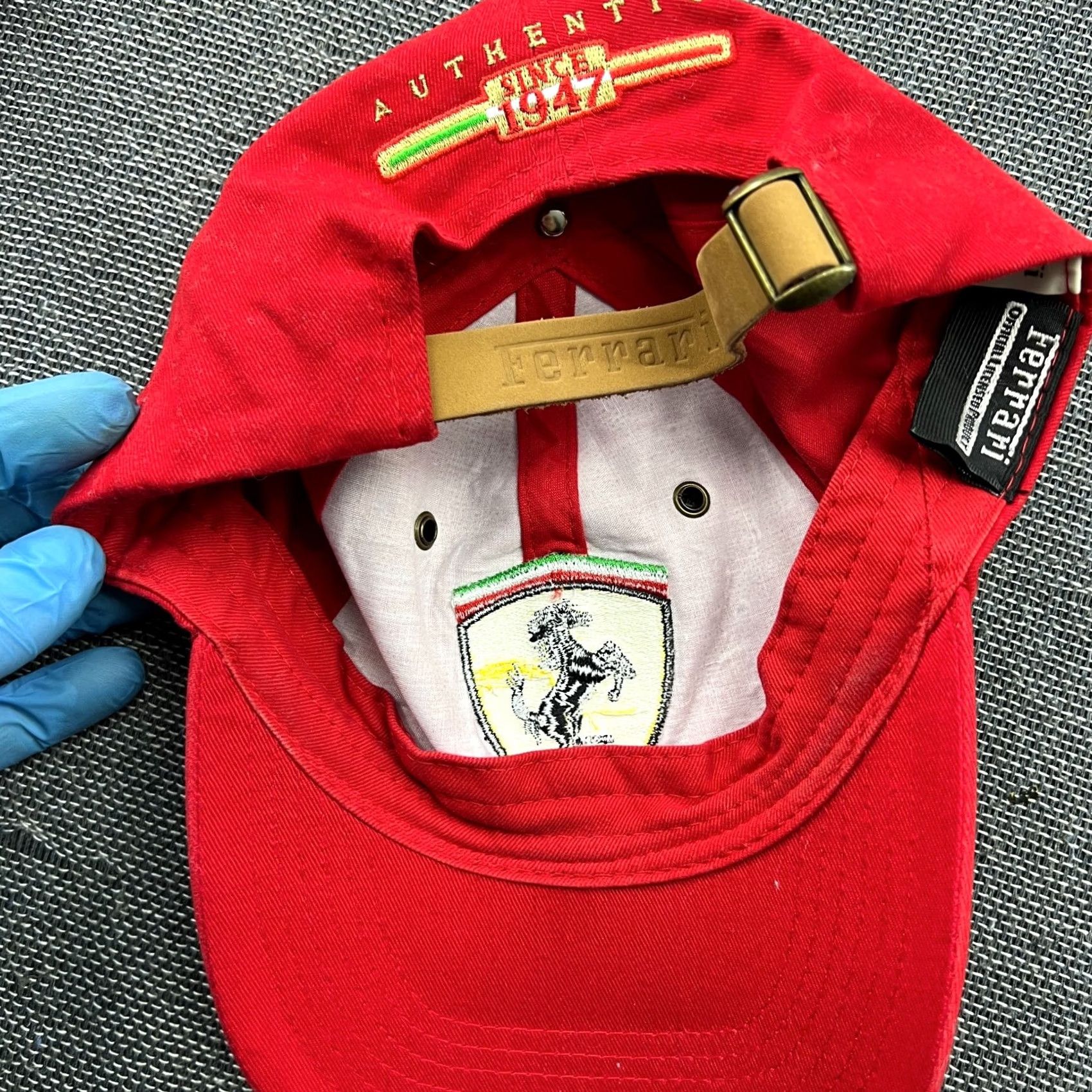 Ferrari VINTAGE Ferrari Scudaria Cap One Size Adjustable Racing Red Official Product Hat Unisex Adults 90s Beanie Size ONE SIZE - 2 Thumbnail
