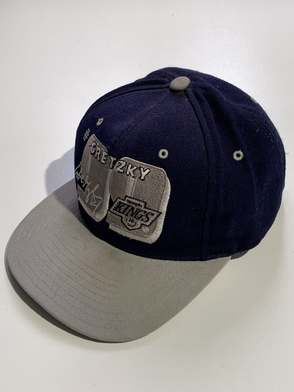 NHL Vintage Gretzky 99 Los Angeles Kings streetwear cap Size ONE SIZE - 3 Thumbnail