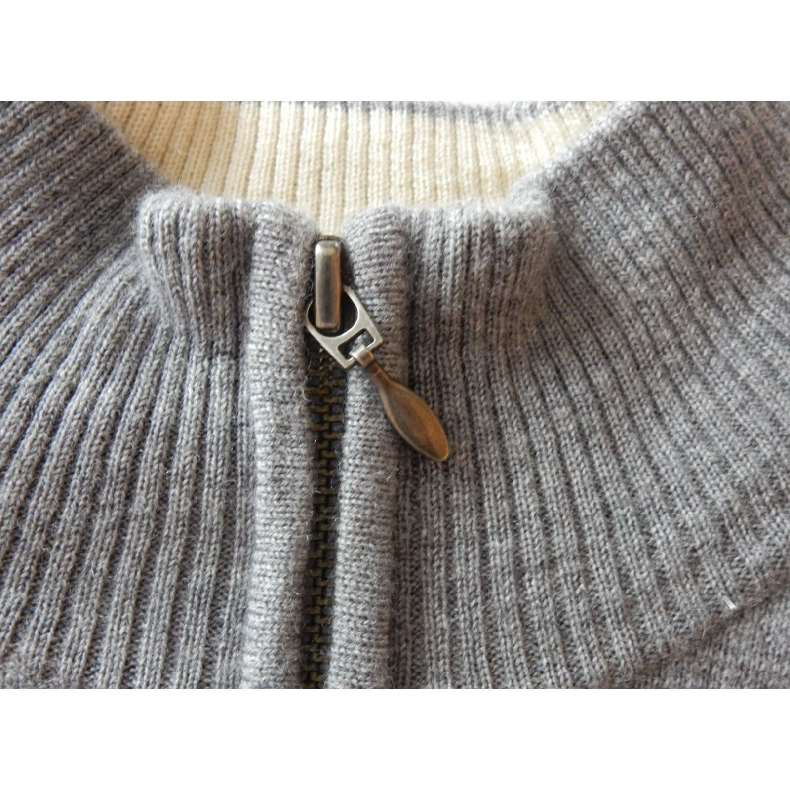 Peter Millar Peter Millar Vest Shirt M Mens 1/4 Zip Wool Gray 21 inch Chest 30 inch Length Mint Condition Size US M / EU 48-50 / 2 - 3 Thumbnail