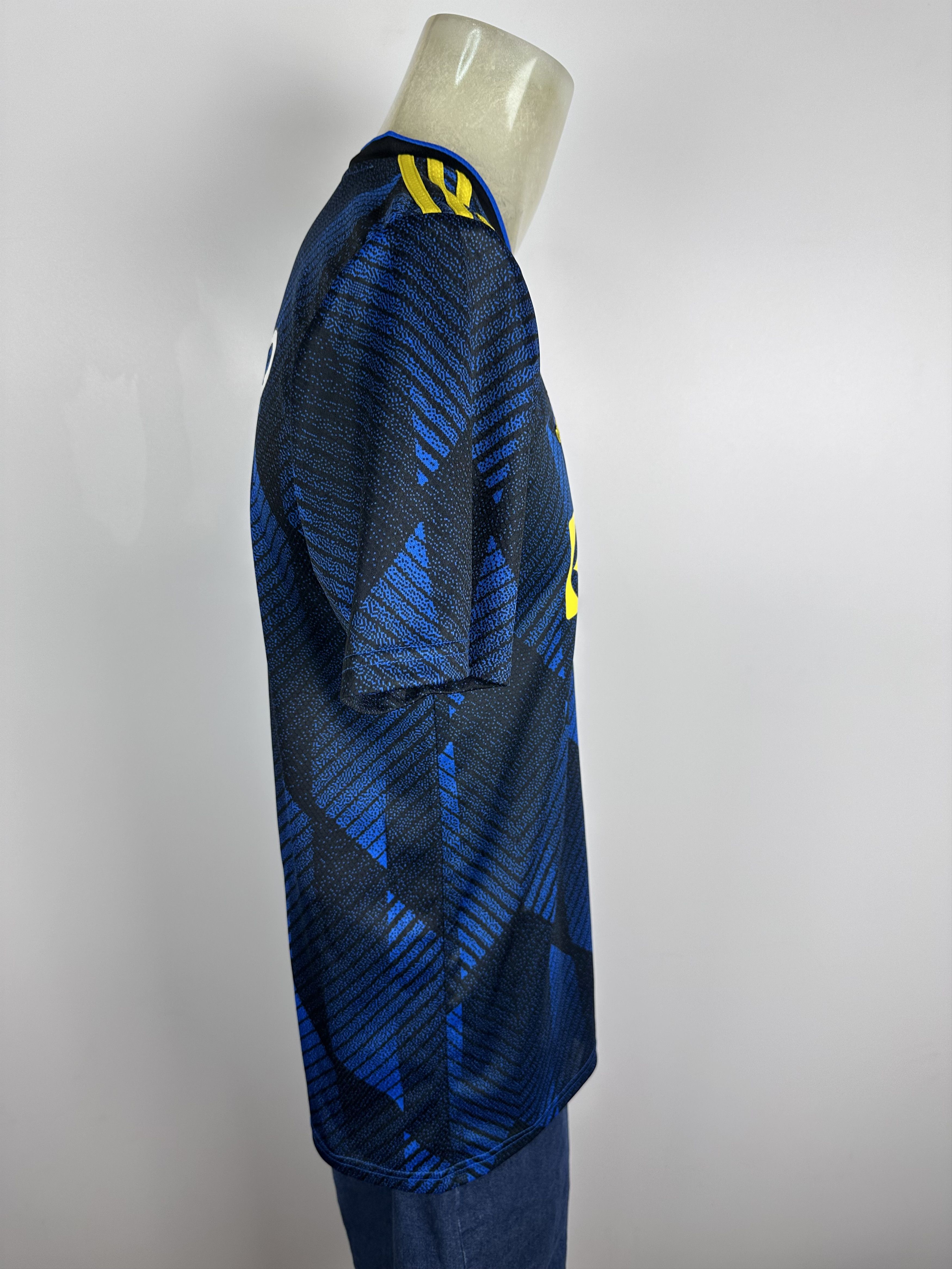 Adidas Manchester United 2021 Football Soccer Jersey #7 Ronaldo Size US M / EU 48-50 / 2 - 3 Thumbnail