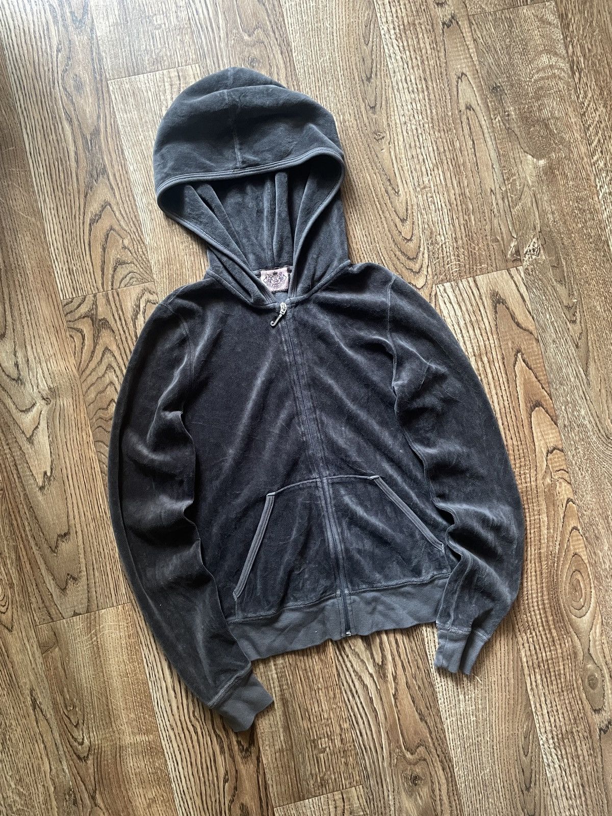 Japanese Brand VELOUR VINTAGE GREY Y2K JUICY COUTURE SUITS Size S / US 4 / IT 40 - 2 Thumbnail