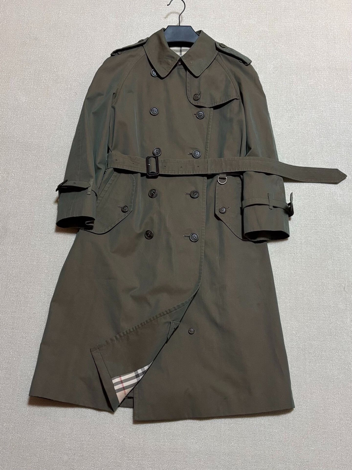 Burberry Burberry Women's Trench Coat Size L / US 10 / IT 46 - 1 Thumbnail