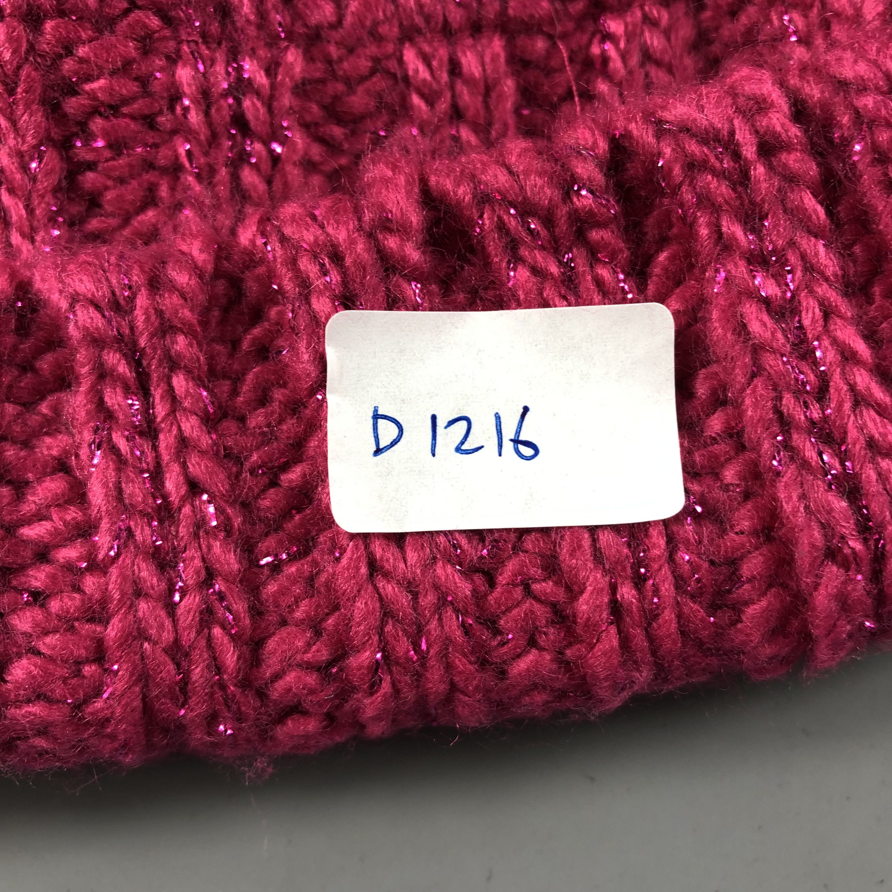 H&M × Vintage Womens H&M Cable Knit Pompom Beanie Snow Hat Snow Cap -D1216 Size ONE SIZE - 7 Thumbnail