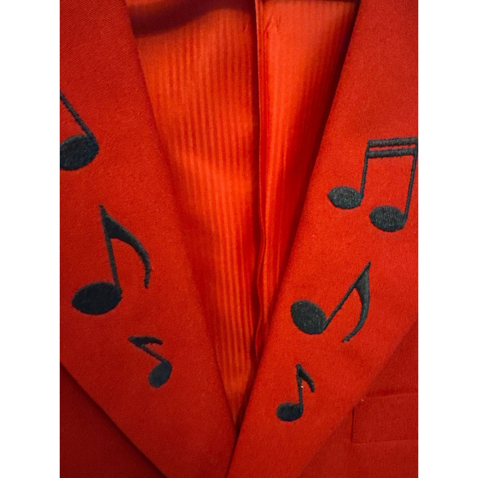 Other Lucci Collezion Red & black music note concert blazer 40 R Size US M / EU 48-50 / 2 - 9 Thumbnail