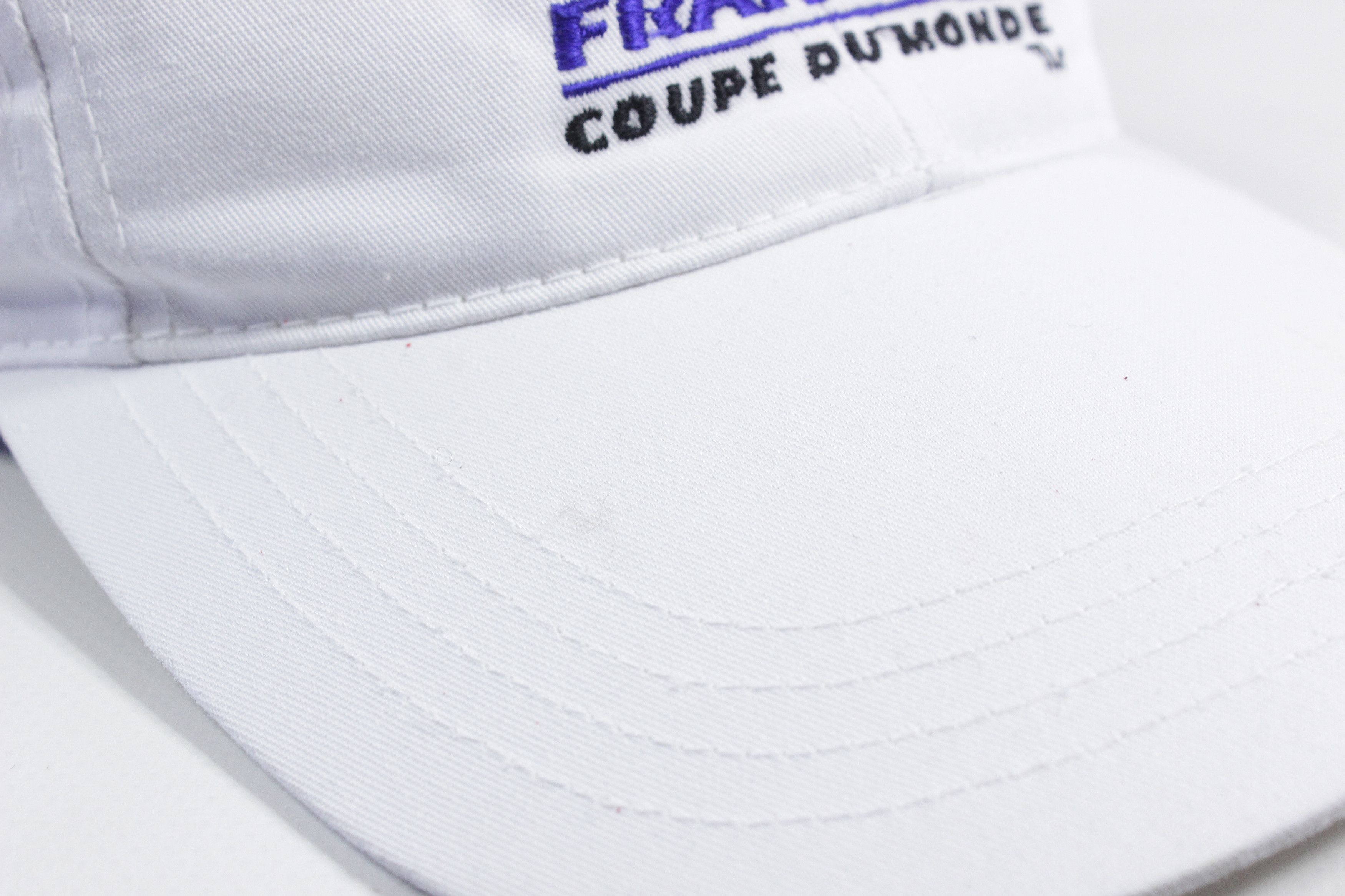 Vintage France Coupe du Monde 1998 FIFA Logo Cap Size ONE SIZE - 5 Thumbnail