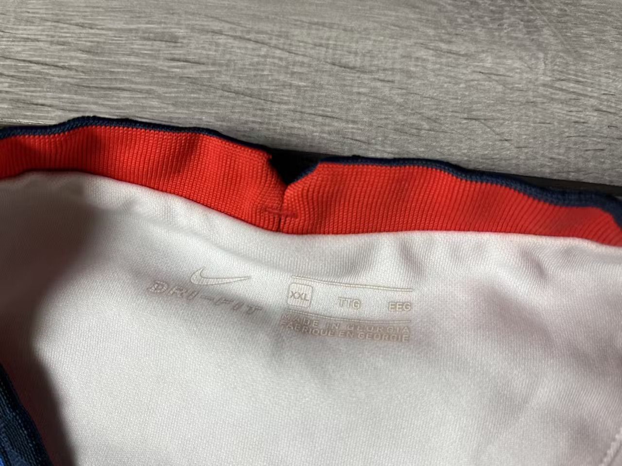 Nike Nike England jersey center logo size XXLarge Size US XXL / EU 58 / 5 - 4 Thumbnail