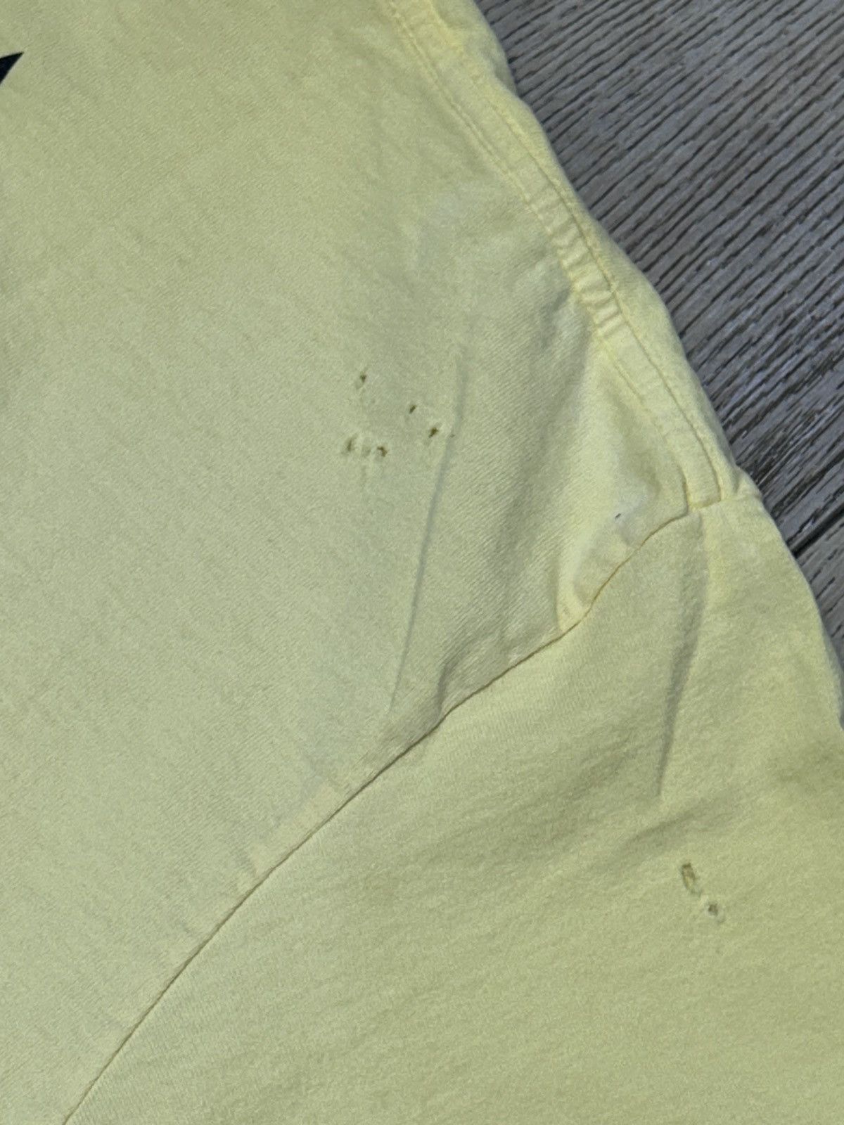 HELLSTAR Hellstar Crack Print Tee Yellow Size US XL / EU 56 / 4 - 4 Thumbnail