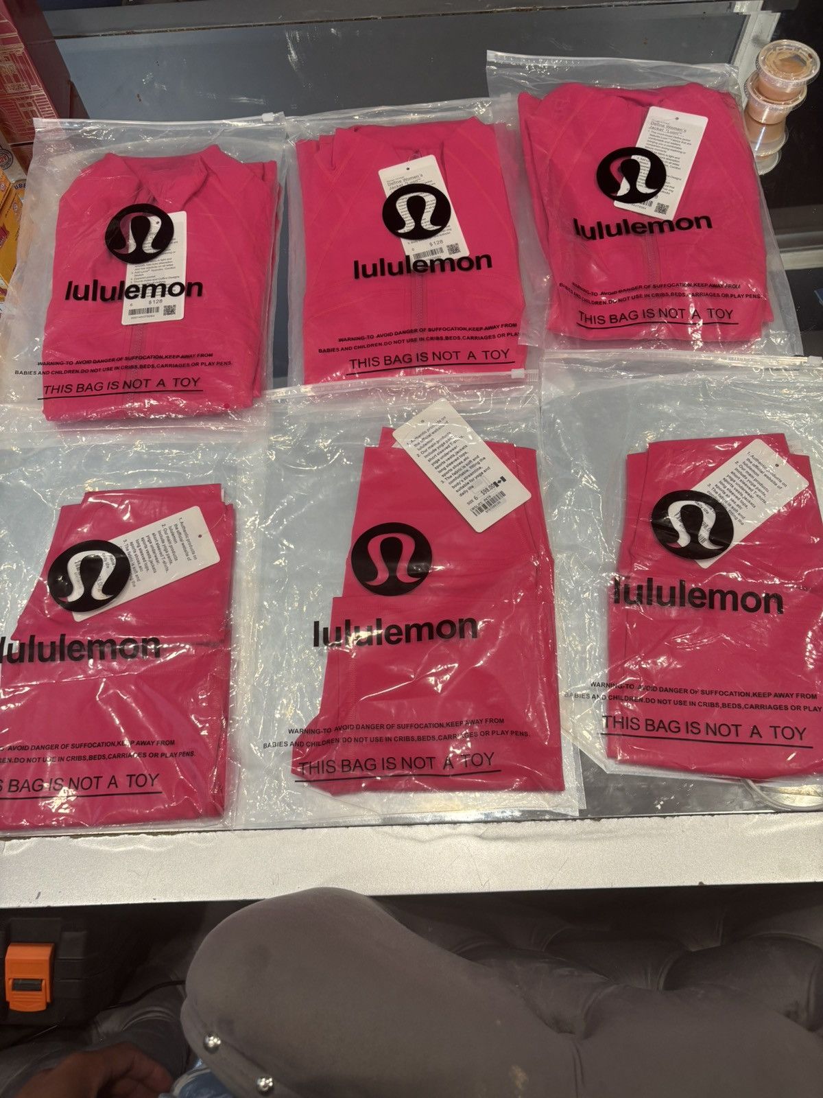 Lululemon Pink Lululemon short set Size XS / US 0-2 / IT 36-38 - 1 Thumbnail