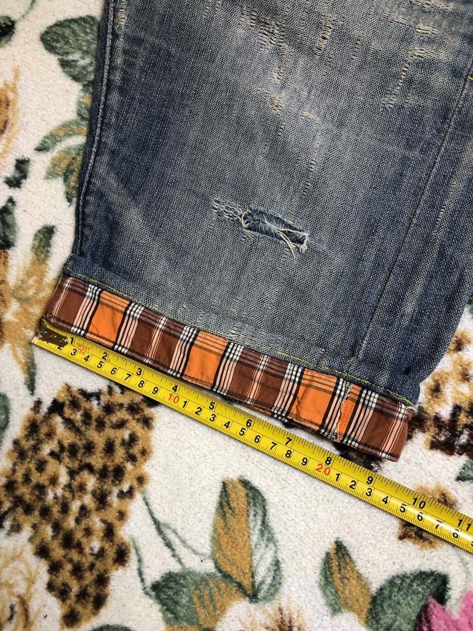 Miss Sixty Miss Sixty Collection Italy Style Perkins shorts distressed Size 28" / US 6 / IT 42 - 12 Thumbnail