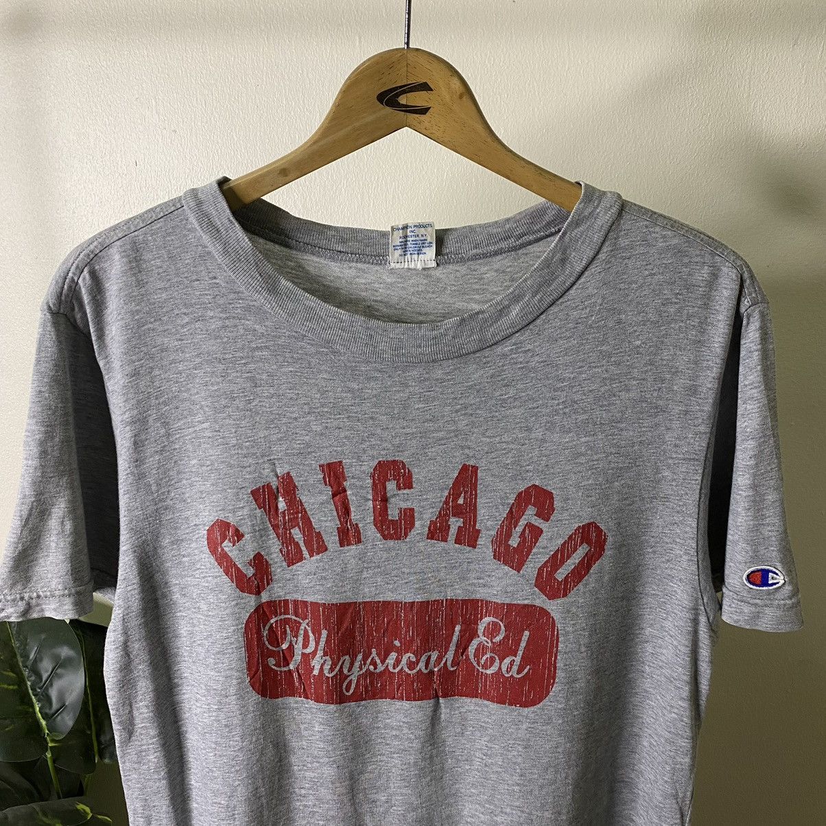 Champion × Vintage Vintage 1990s Champion Chicago Physical Education Tee Size US M / EU 48-50 / 2 - 2 Thumbnail