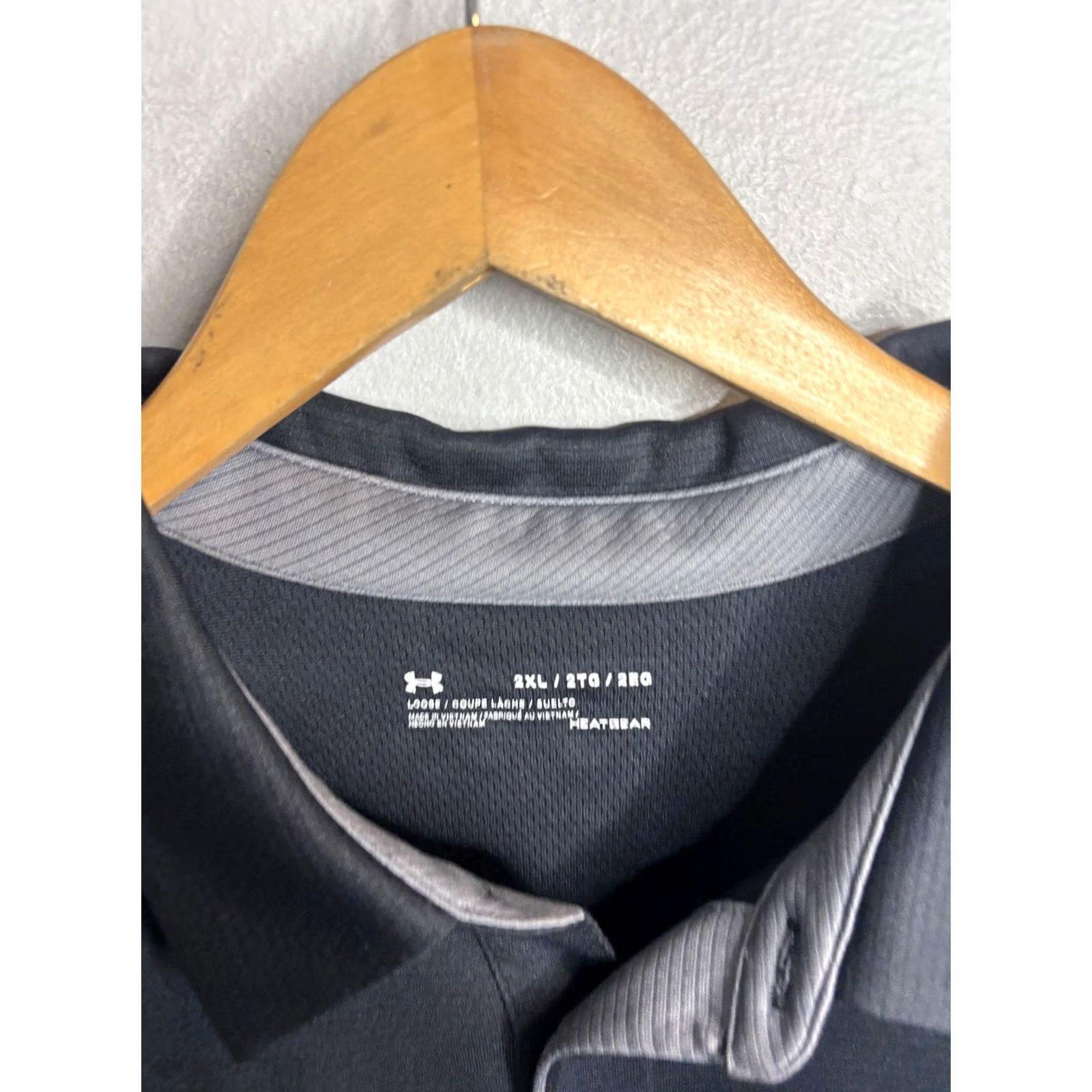Under Armour VINTAGE/Under Armour Polo Shirt Mens 2XL Black HeatGear Lightweight Athletic Golf Logo Size US XXL / EU 58 / 5 - 3 Thumbnail