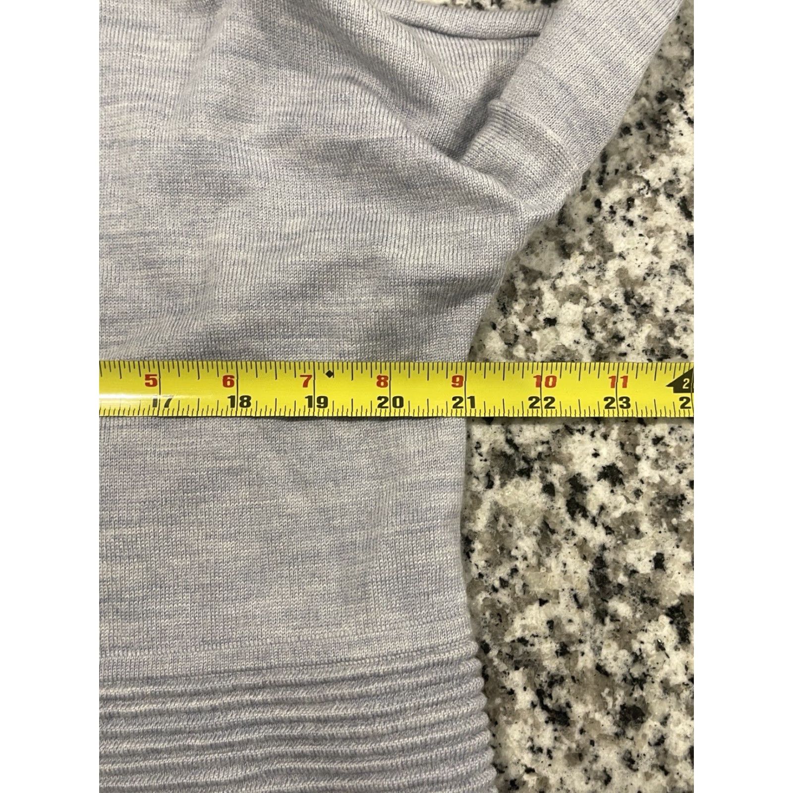 Lululemon VINTAGE Lululemon Women's Cardigan Sweater Open Knit Merino Wool Sz 4 Gray Fall Spring Summer Winter Size S / US 4 / IT 40 - 5 Thumbnail