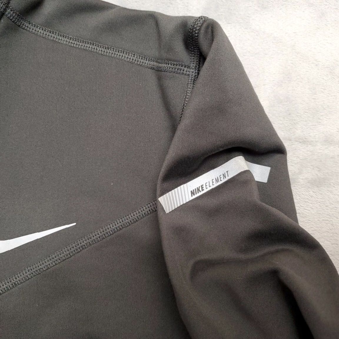 Nike VINTAGE Nike Running Pullover Mens Large Green Element Dri Fit 1/2 Zip Stretch Jogging Size US L / EU 52-54 / 3 - 5 Thumbnail