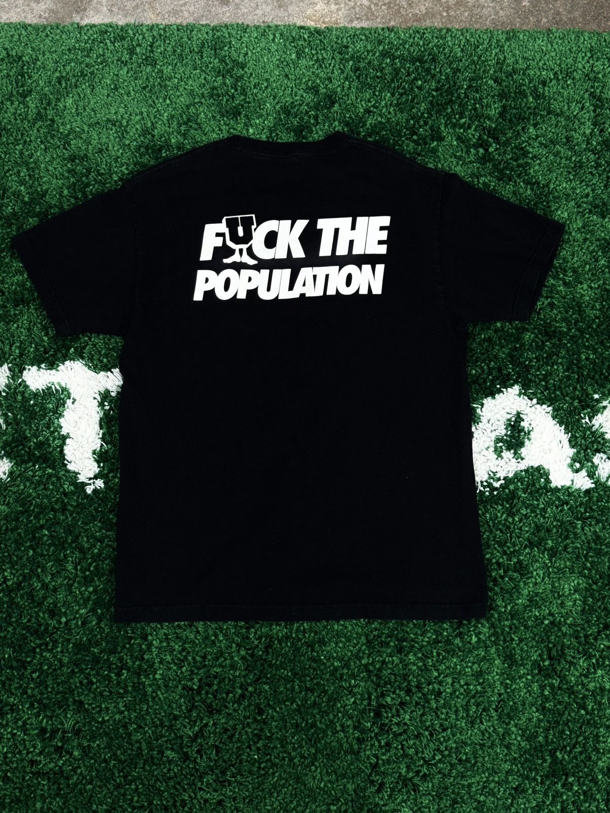 Fuck The Population × Undefeated Fuck The Population x Undefeated Black Fuck Logo Tee Large Size US L / EU 52-54 / 3 - 1 Thumbnail