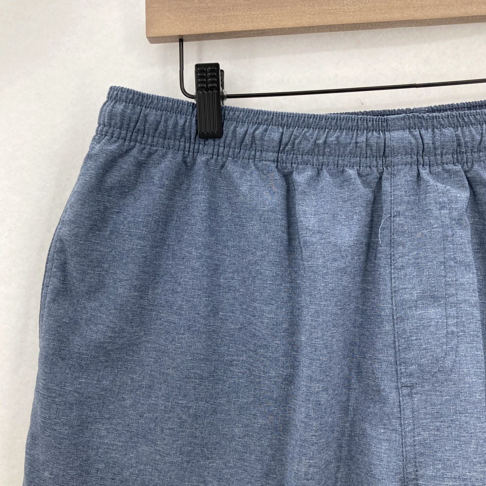 Chubbies Chubbies The Flint Gym Shorts 7” Mens Large Blue Stretch Performance Preppy Size US 33 - 2 Thumbnail