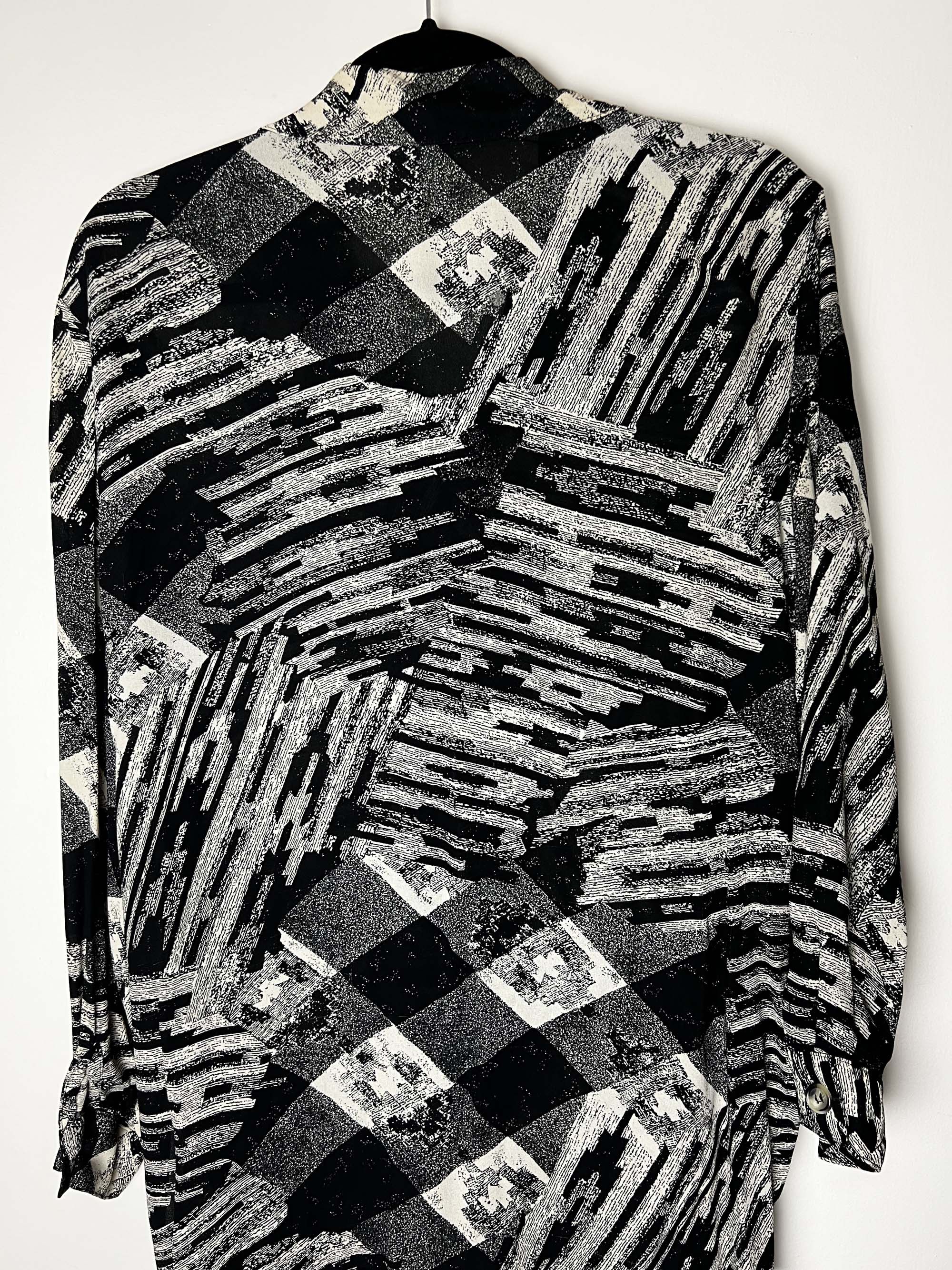 Jones New York Vintage 1990's Jones New York Geometric Button Up Blouse Size M / US 6-8 / IT 42-44 - 11 Thumbnail